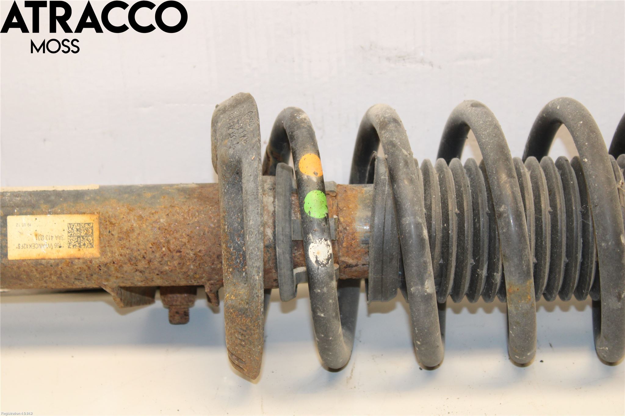 Volkswagen VW PASSAT 11-14 Fjäderben Fram Vänster