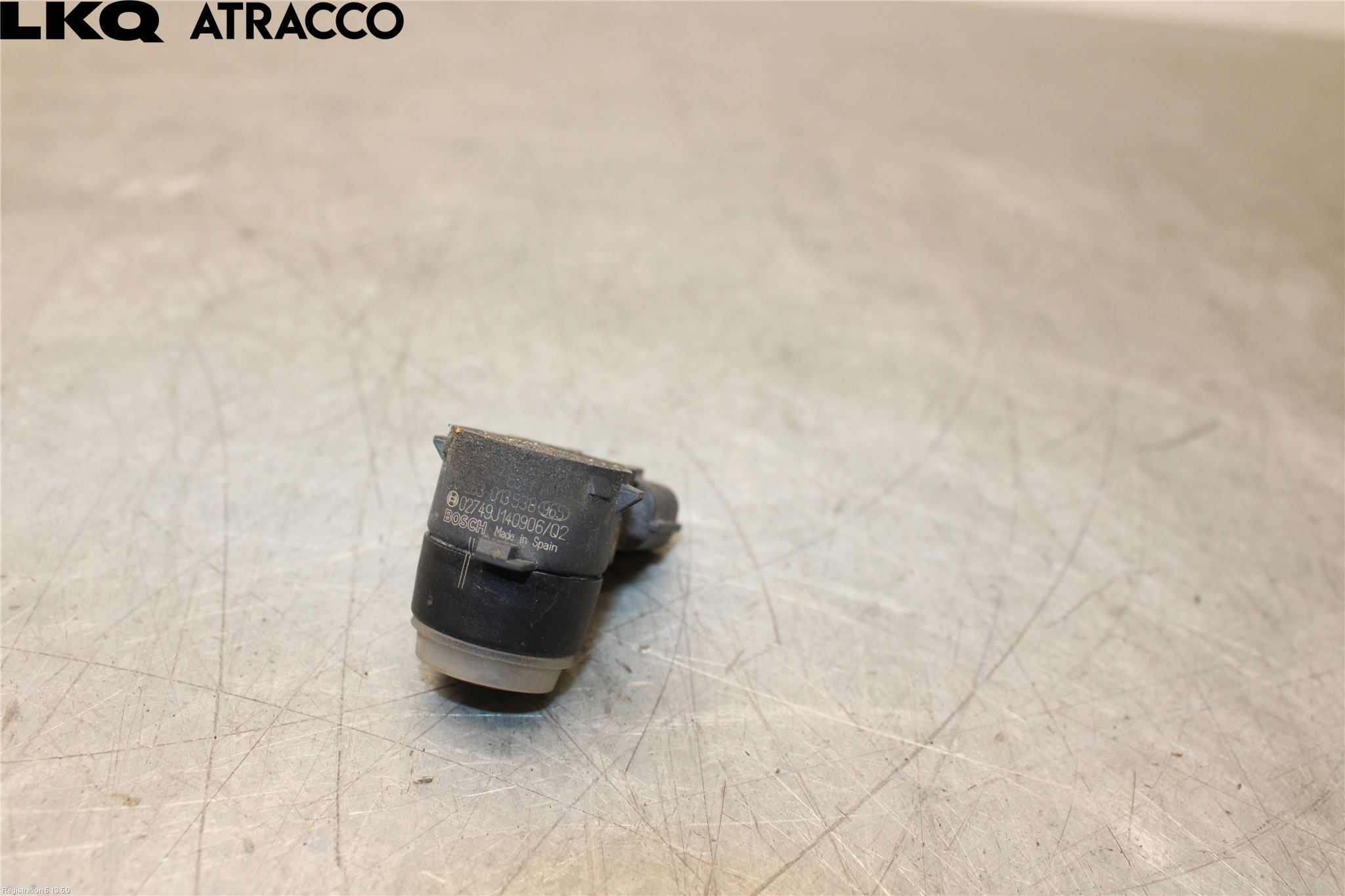 Honda CR-V 13-18 Parkeringshjälp Frontsensor