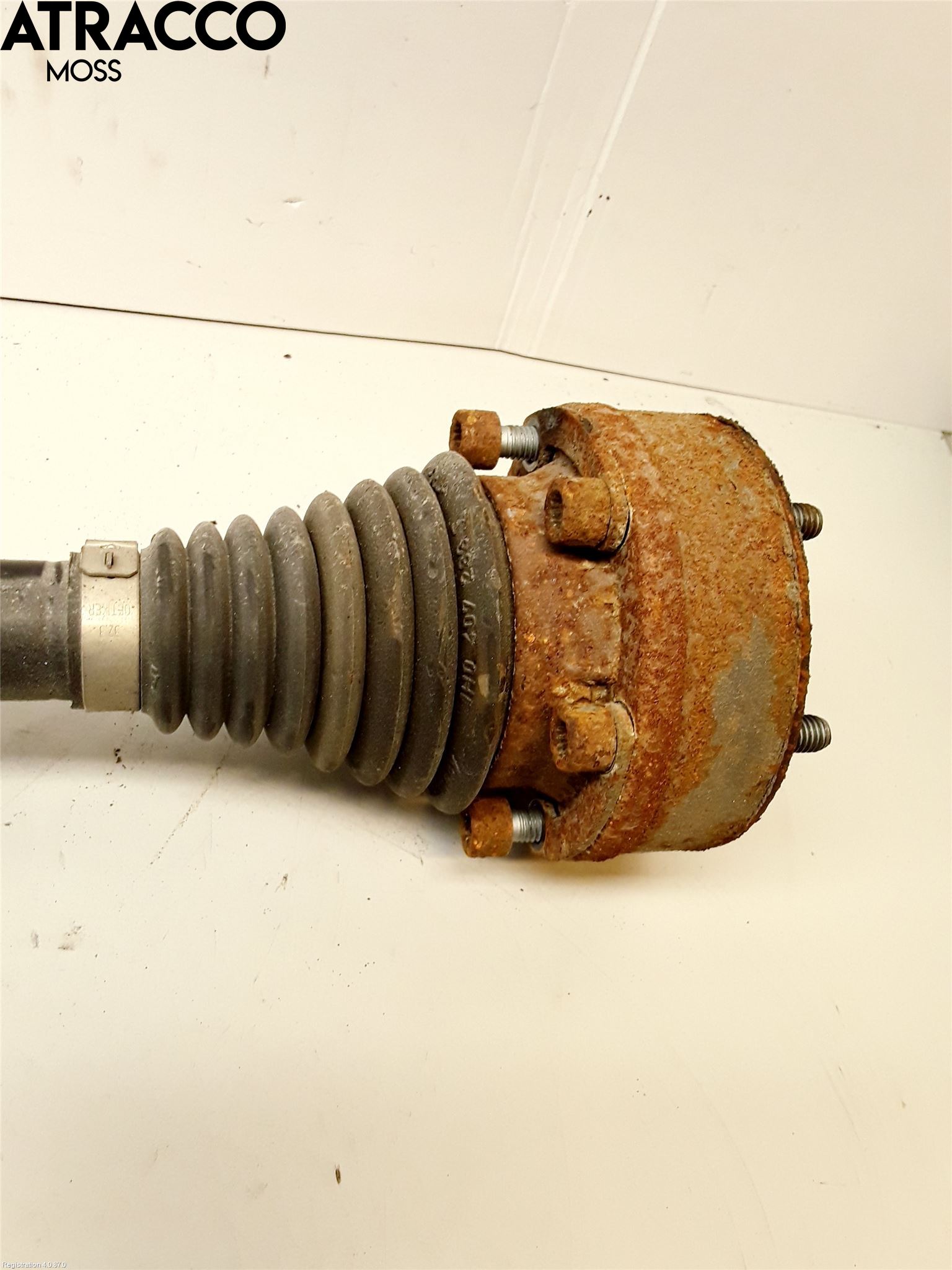 Volkswagen VW TIGUAN 07-16 Drivaxel Bak Höger