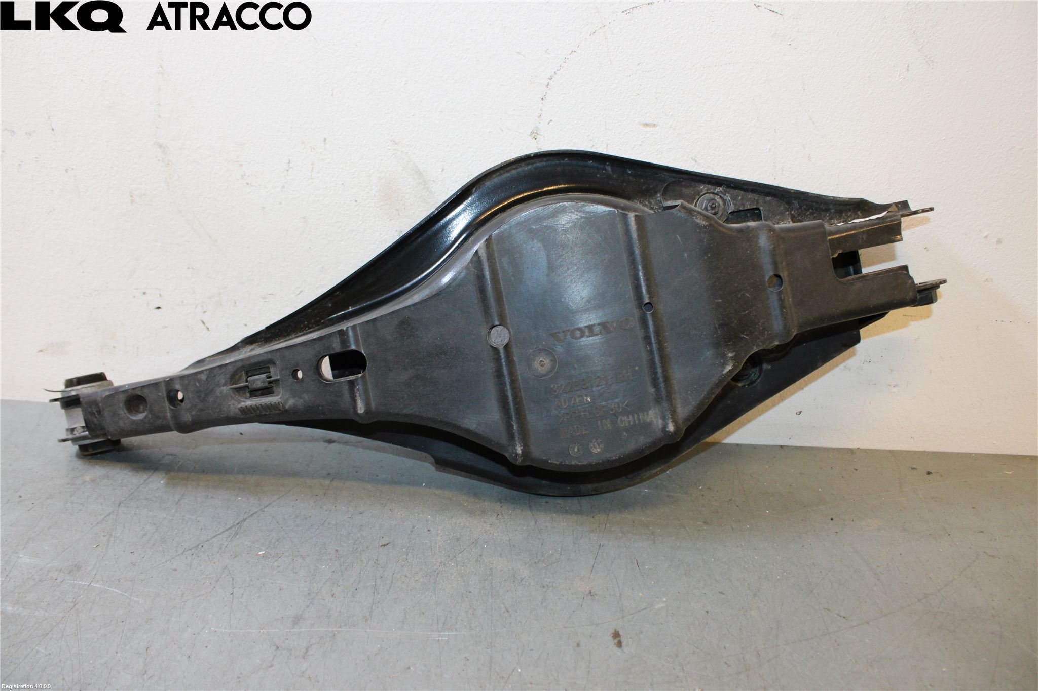 Volvo EX40 25- Bärarm Bak Höger