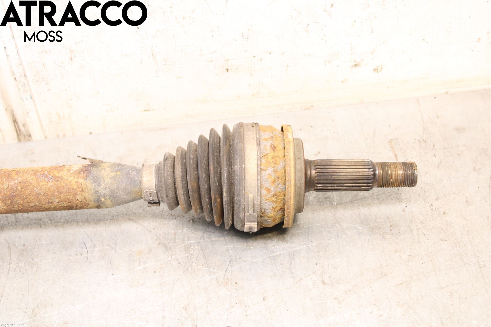 Toyota AURIS 10-12 Drivaxel Fram Höger