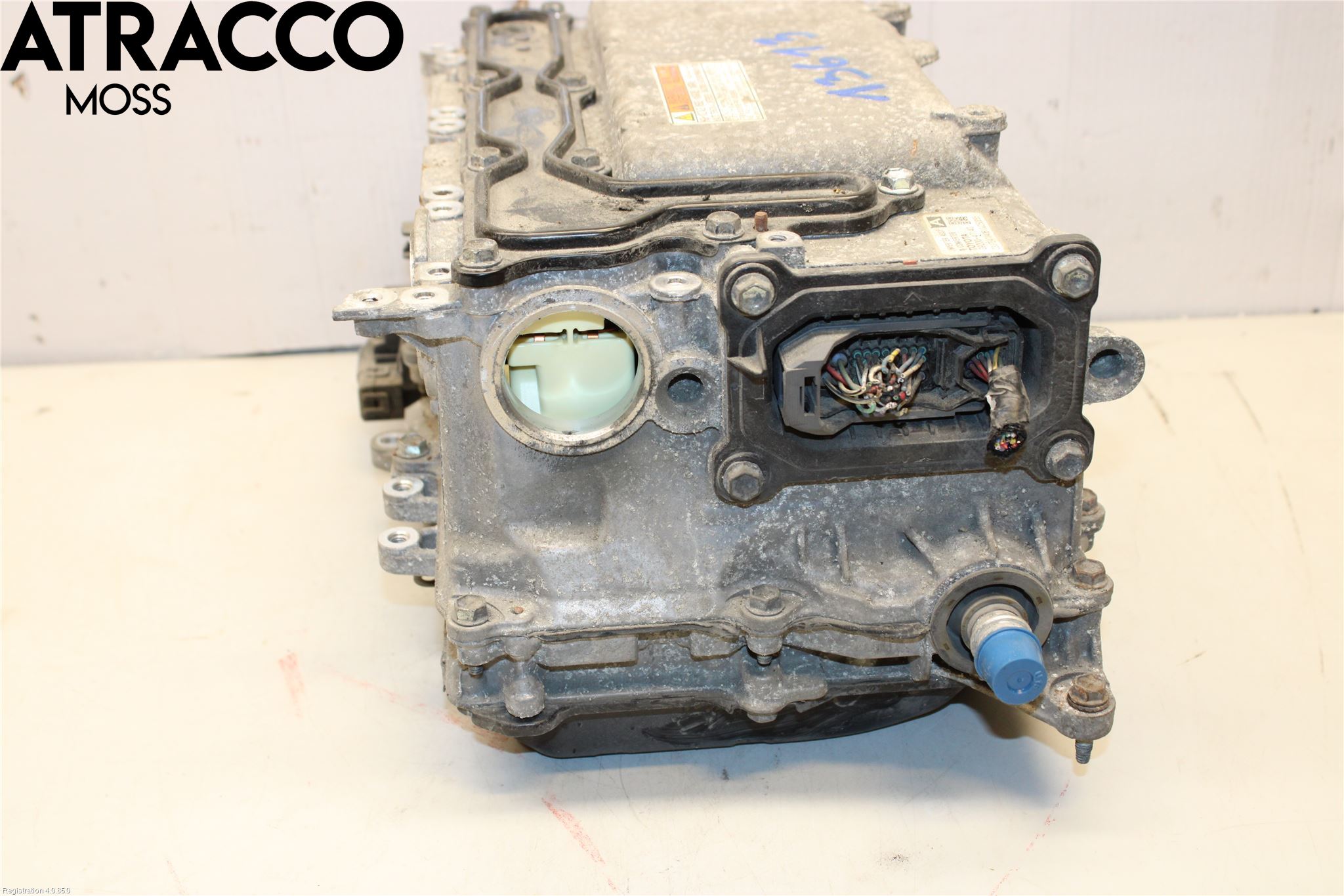 Toyota AURIS 10-12 Inverter Hybrid