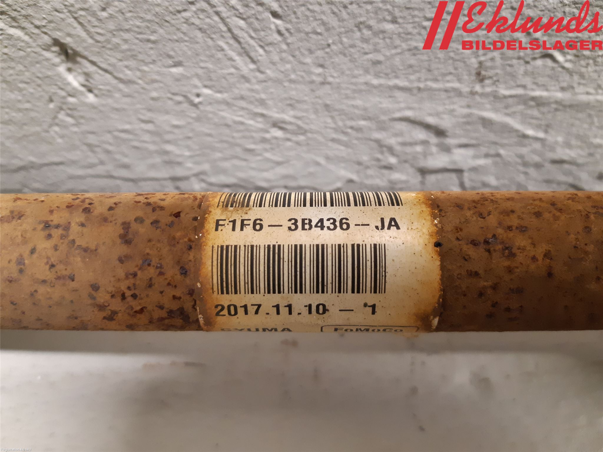Ford FOCUS 15-18 Drivaxel Fram Höger