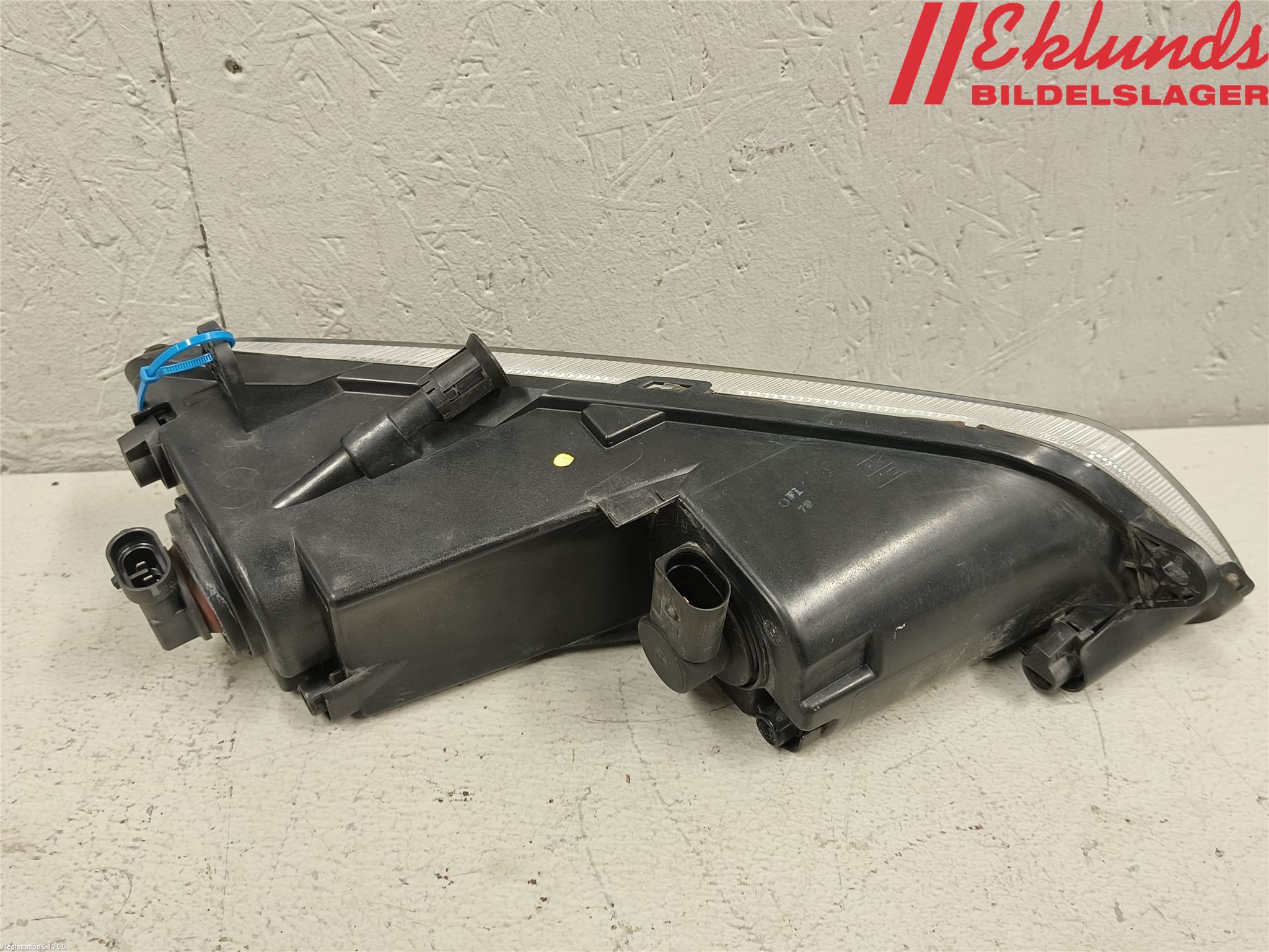 Volkswagen VW PASSAT 11-14 Dimljus-Varselljus Fram