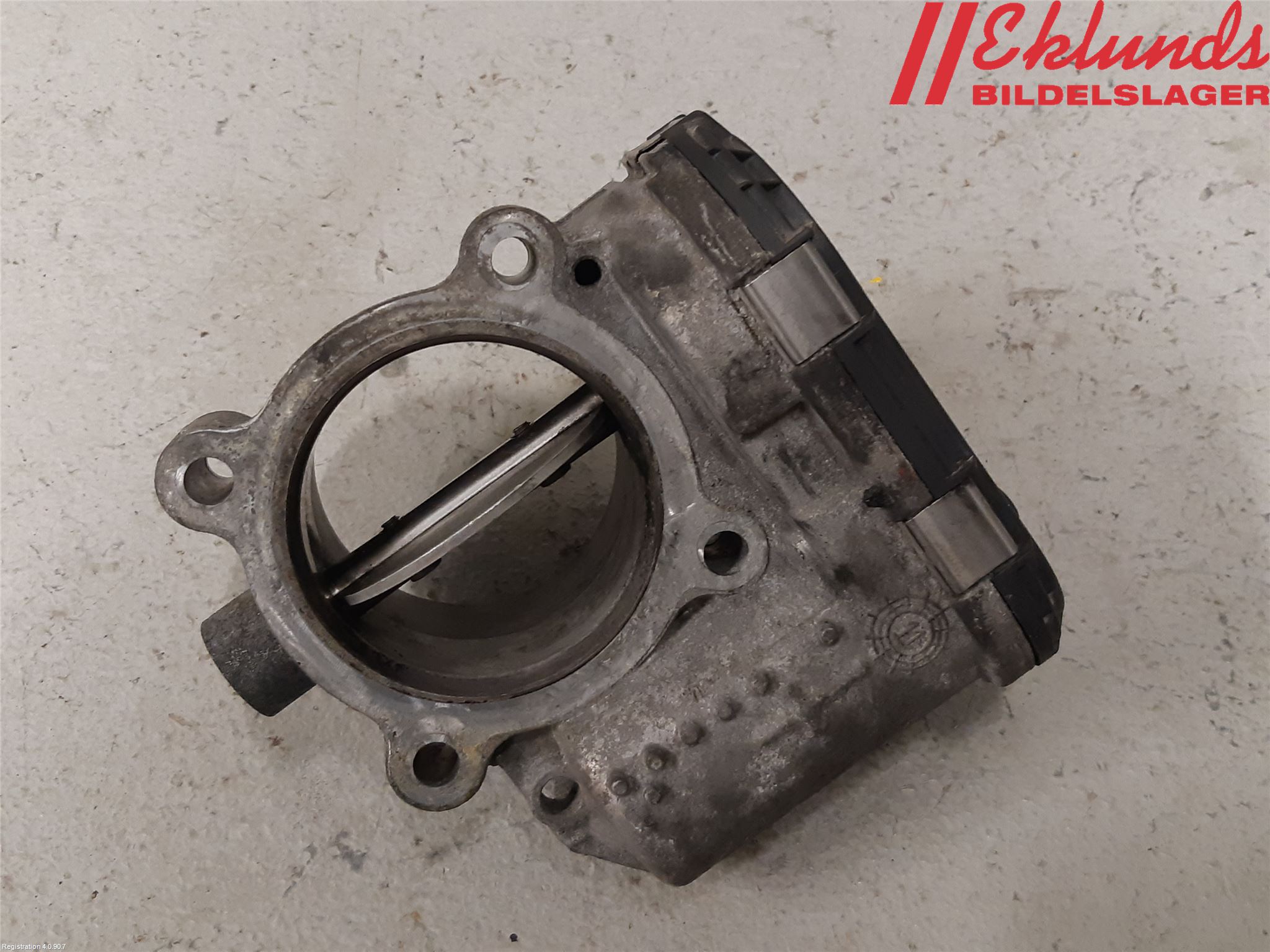 Volvo XC60 14-17 Injspjällhus