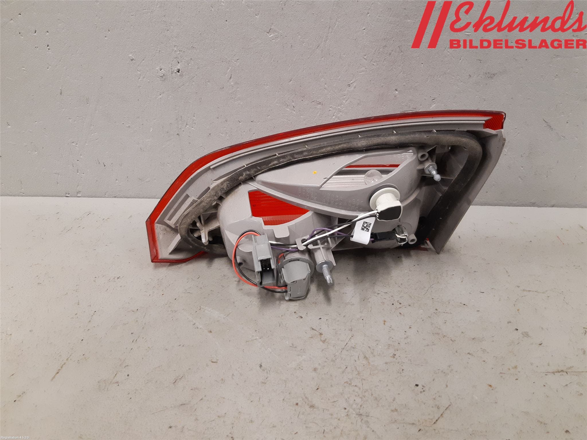 Ford FOCUS 15-18 Bakljus Lucka Vä