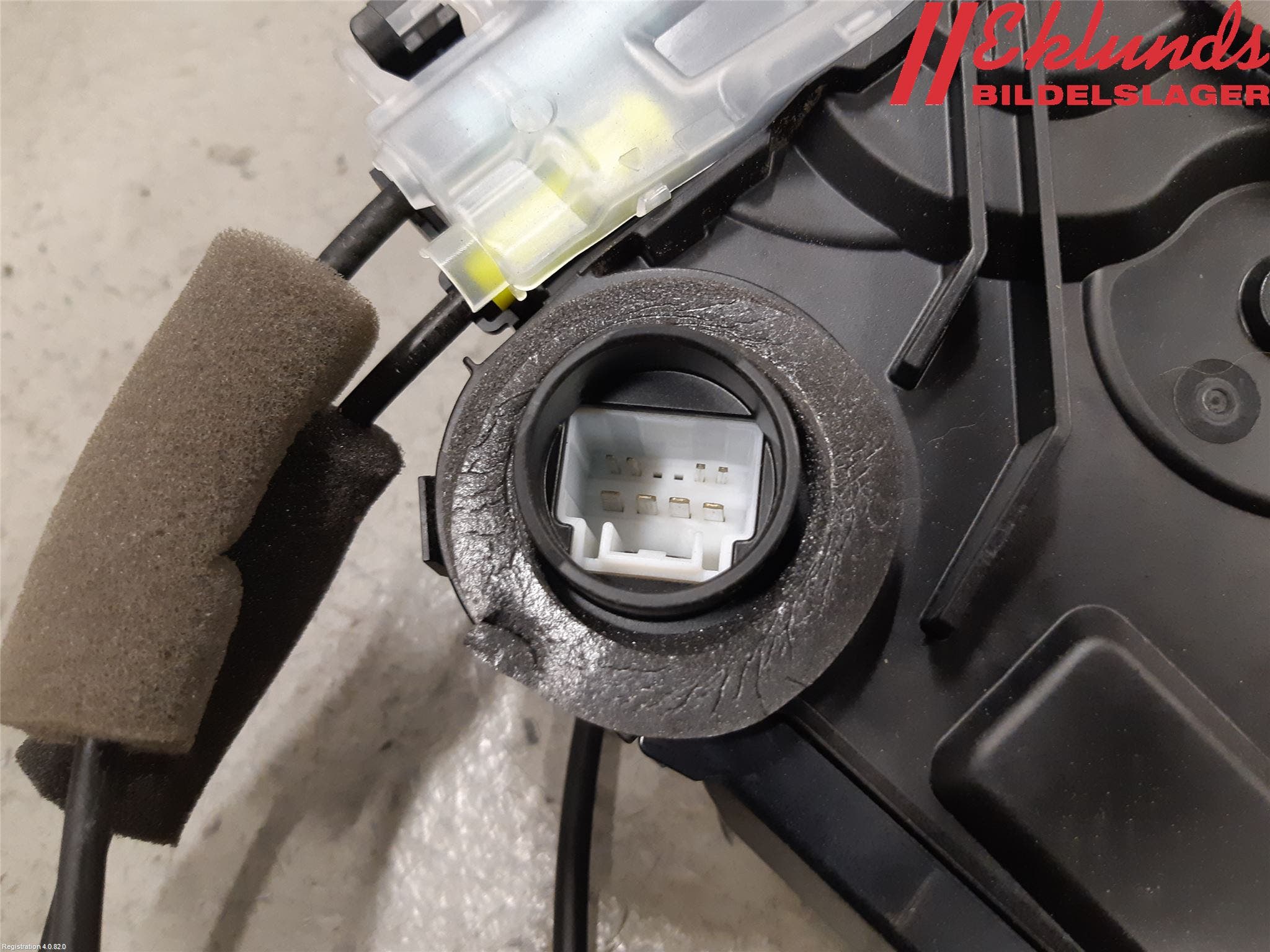 Lexus RX AL20 16-22 Låskista-Dörrlås