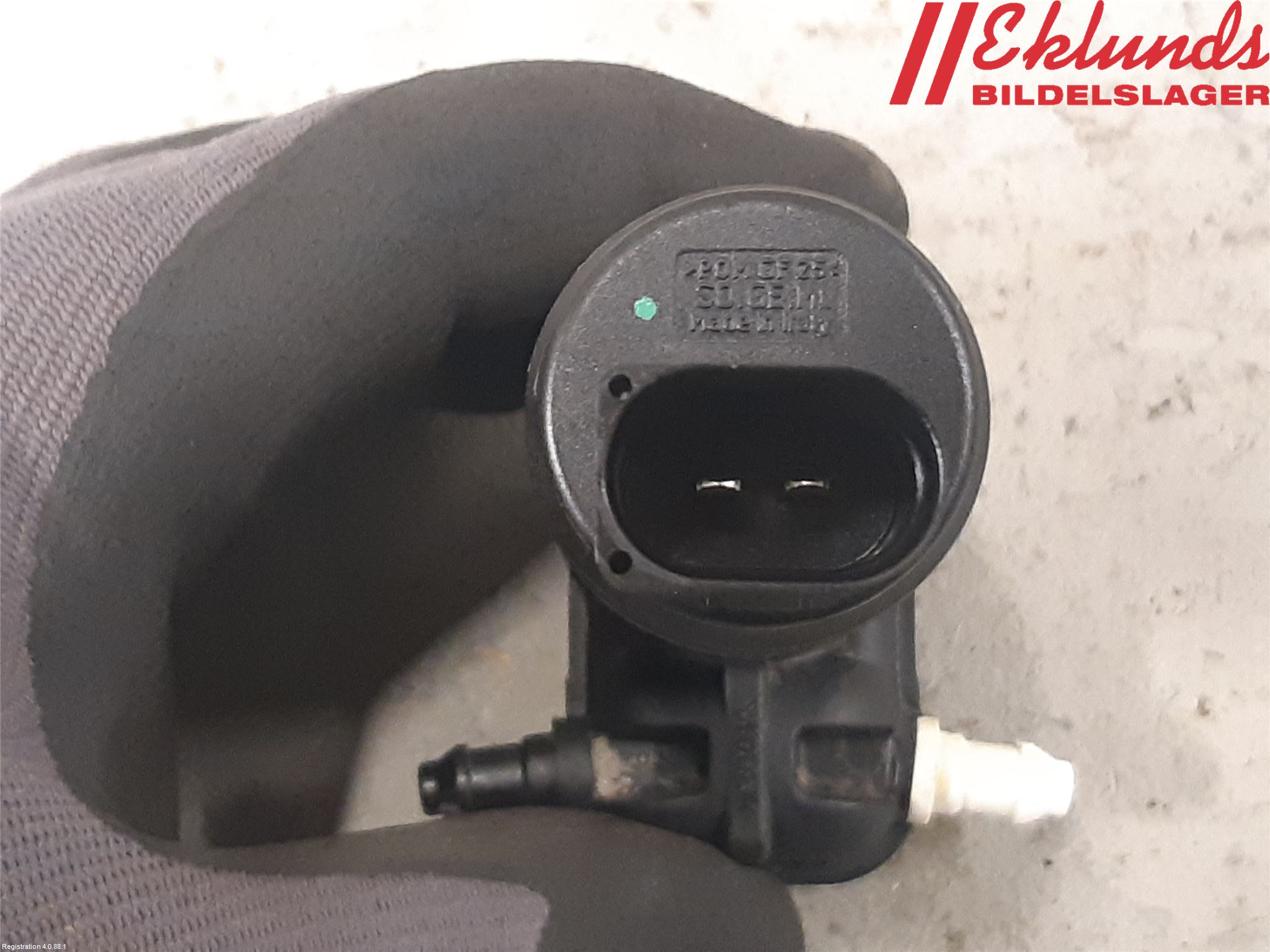 Volkswagen VW CADDY 16-20 Spolarpump Vindruta