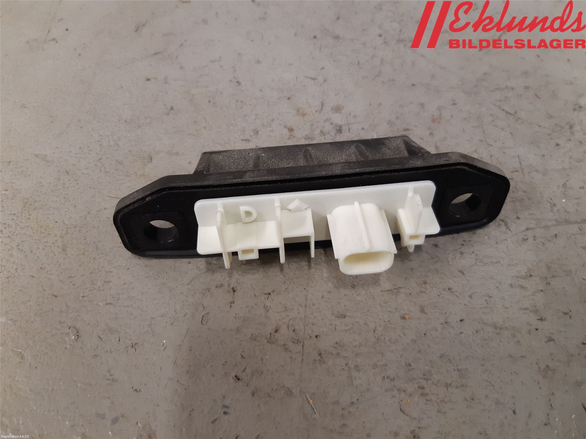 Toyota YARIS XP21 20- Bakluckehandtag