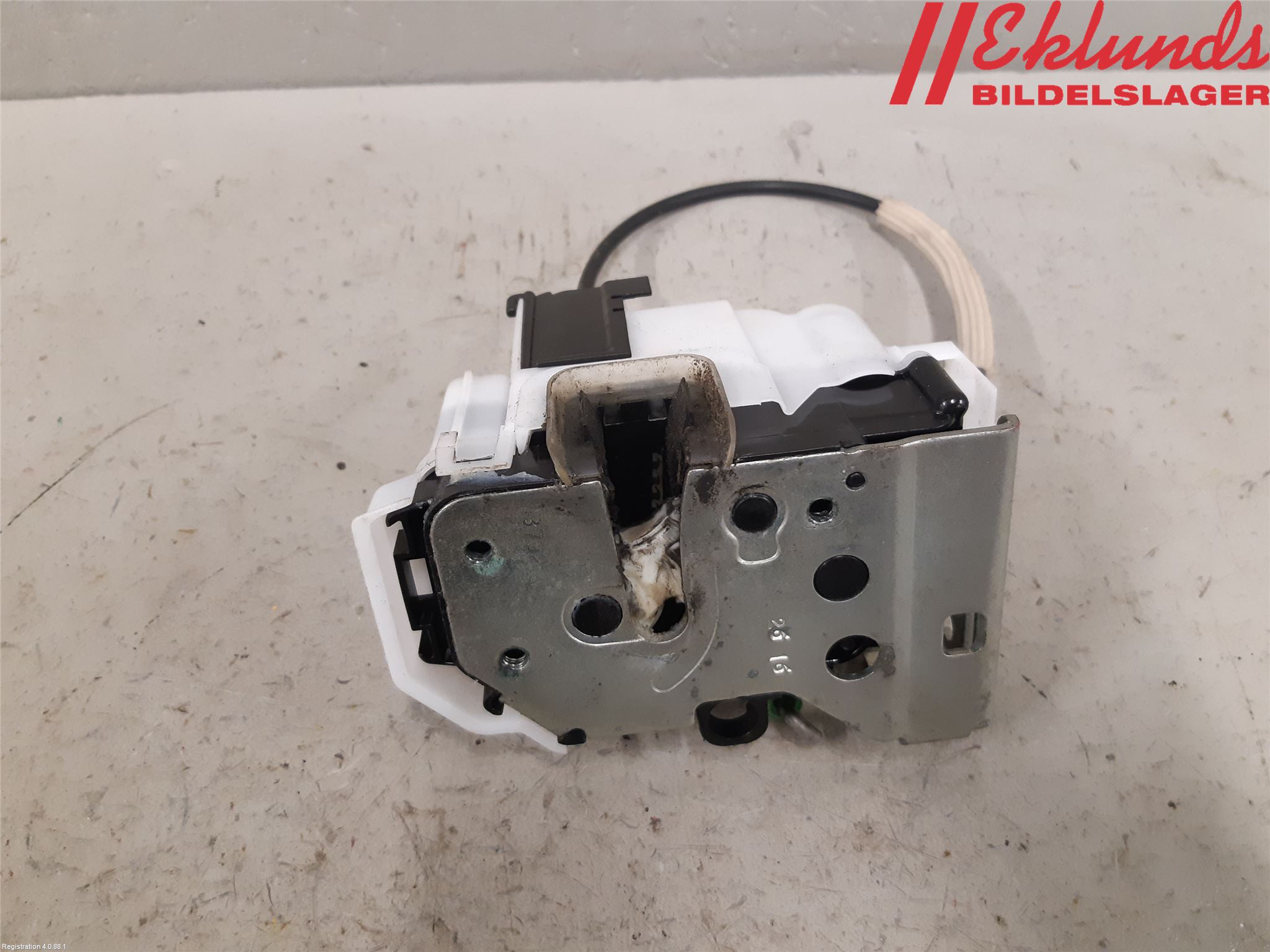 Opel COMBO D 12-18 Låskista-Dörrlås