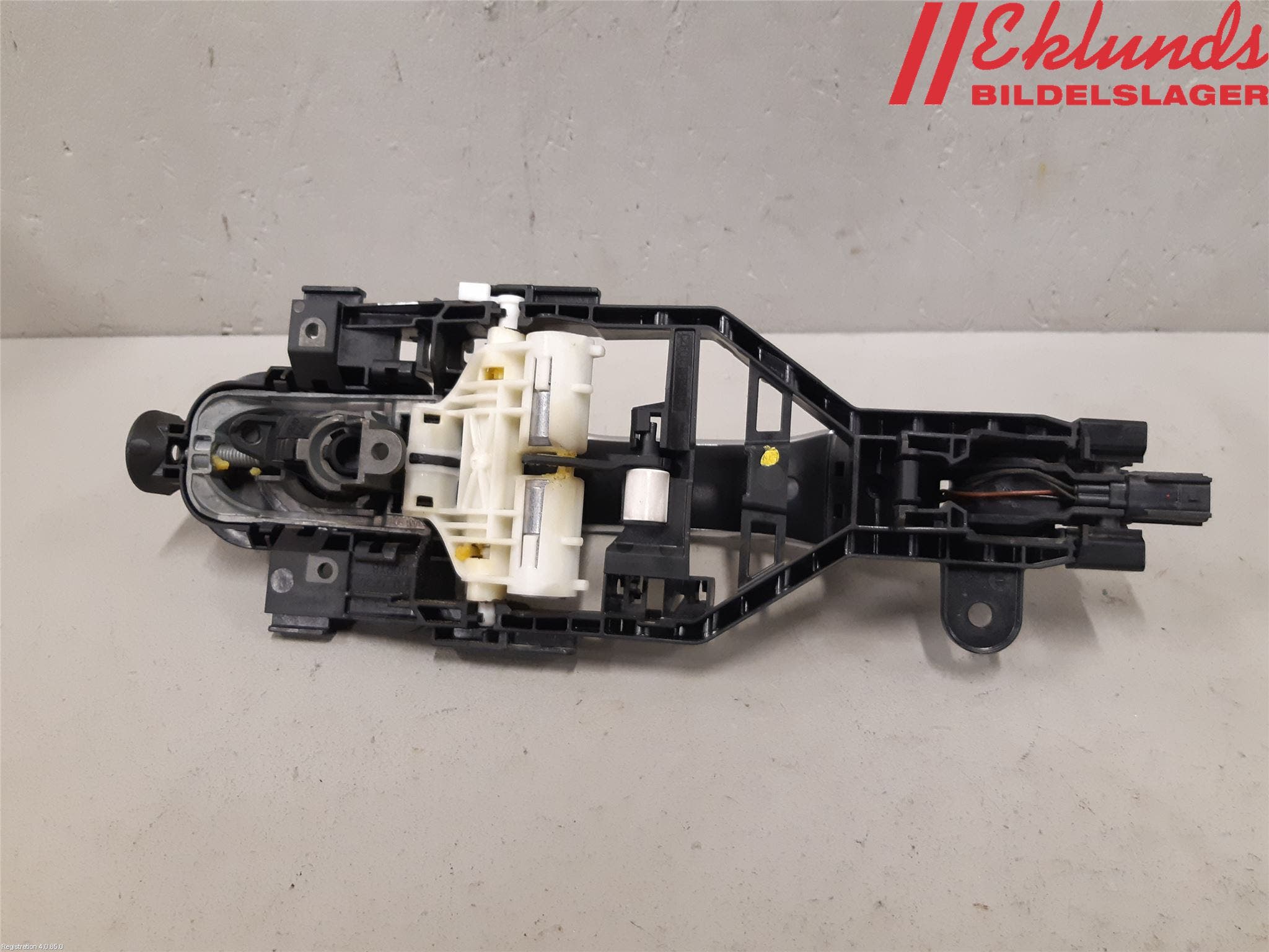 Volvo XC90/RECHARGE 16- Dörrhandtag Yttre Vä