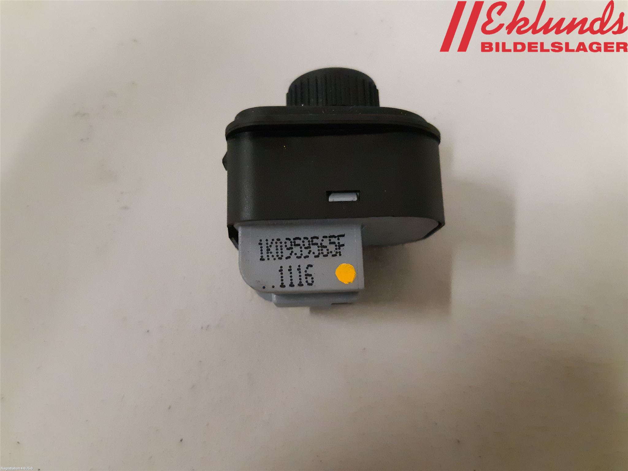 Volkswagen VW GOLF V 04-09 Strömställare Spegel