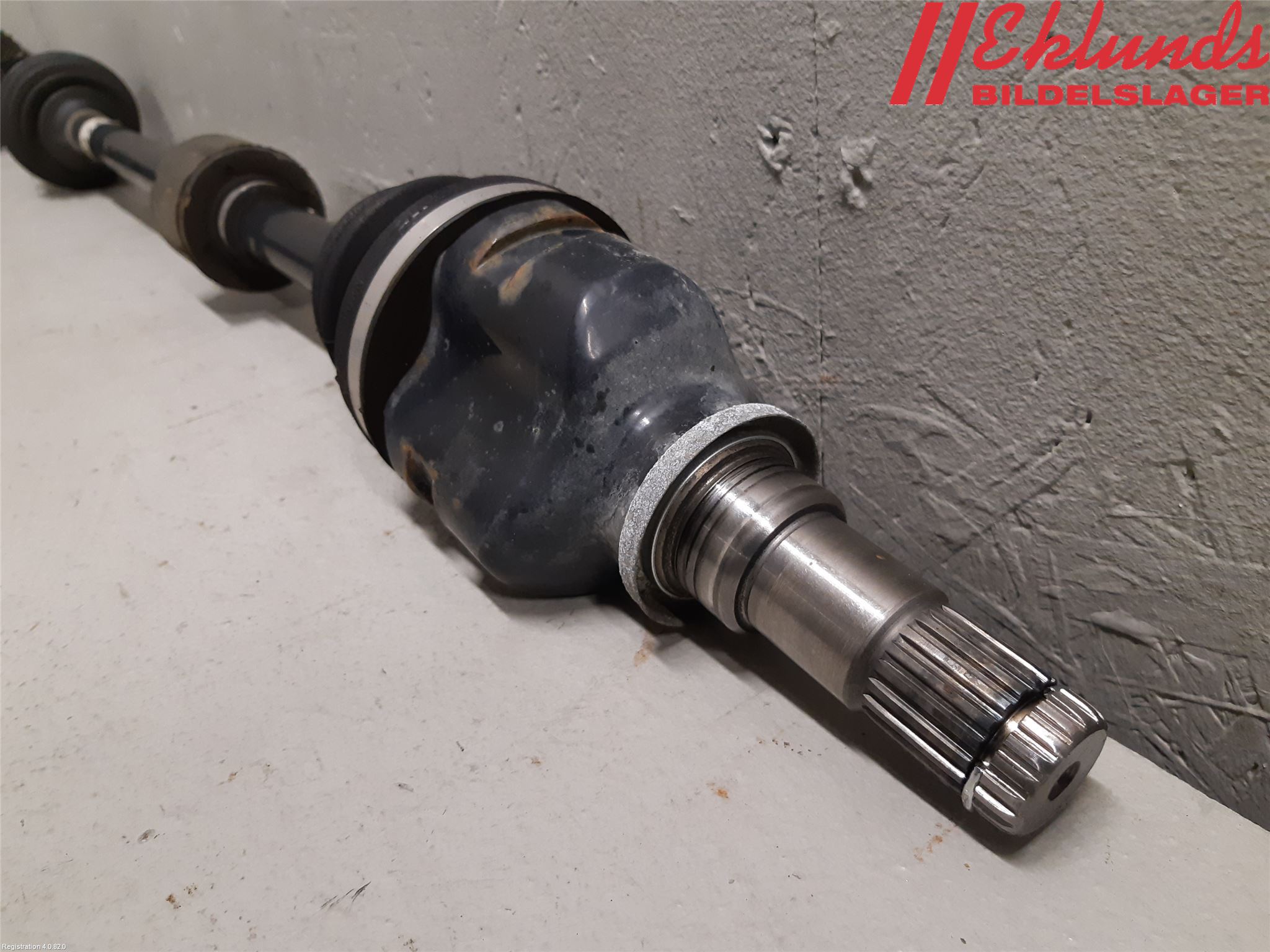 Toyota YARIS XP130 15-20 Drivaxel Fram Höger