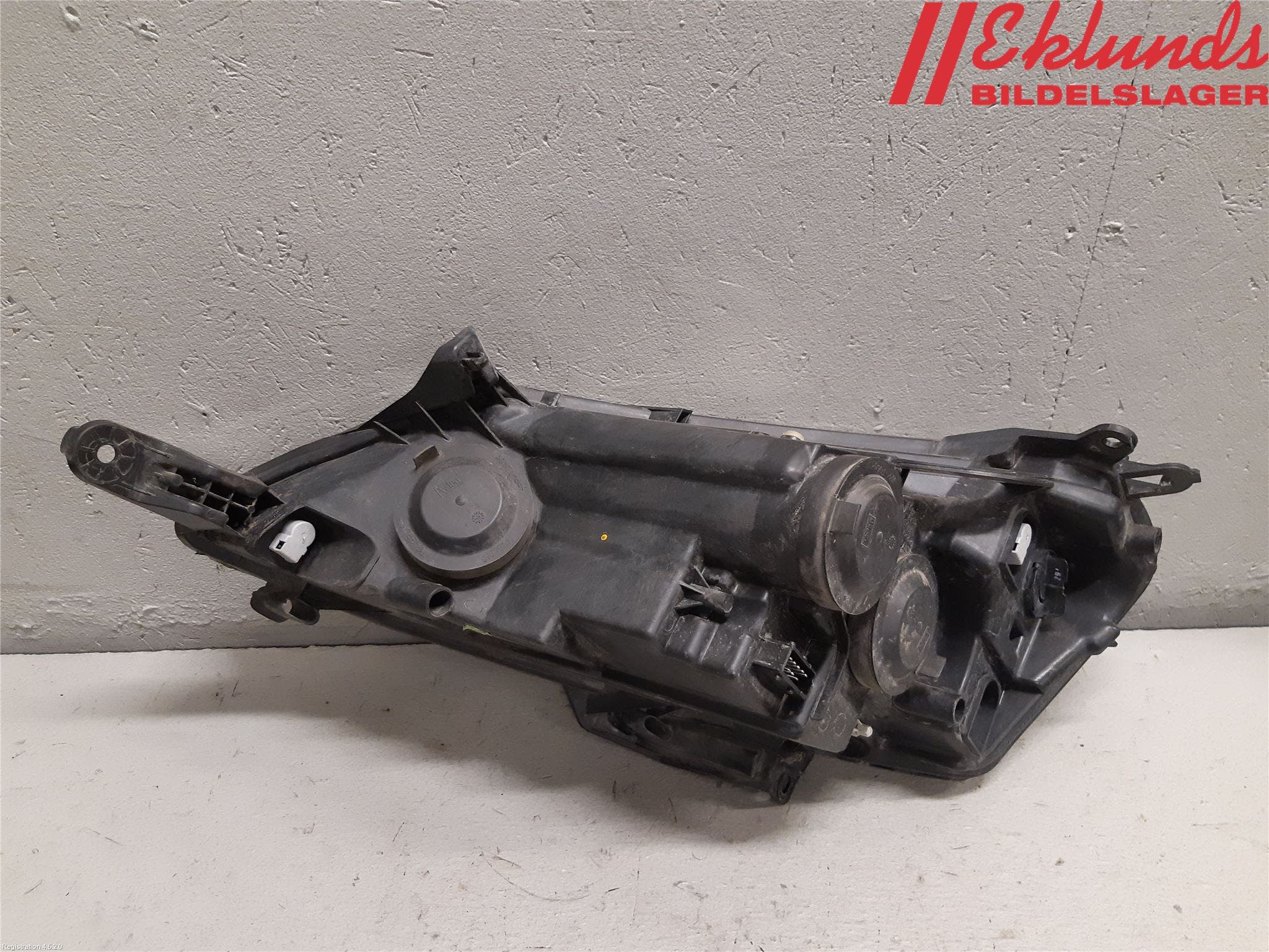 Peugeot EXPERT 07-14 Strålkastare Höger