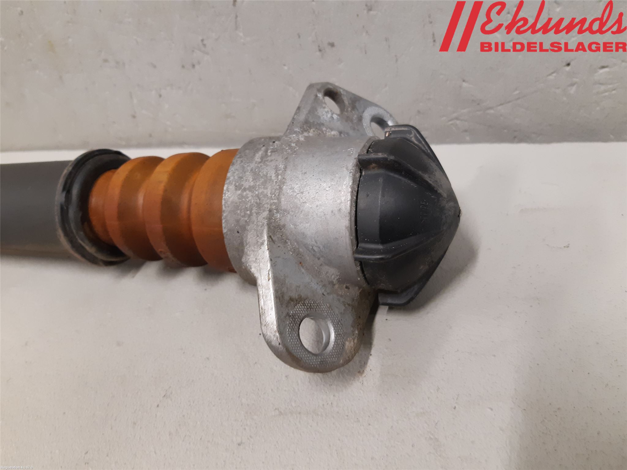 Volkswagen VW POLO 10-17 Stötdämpare Bak