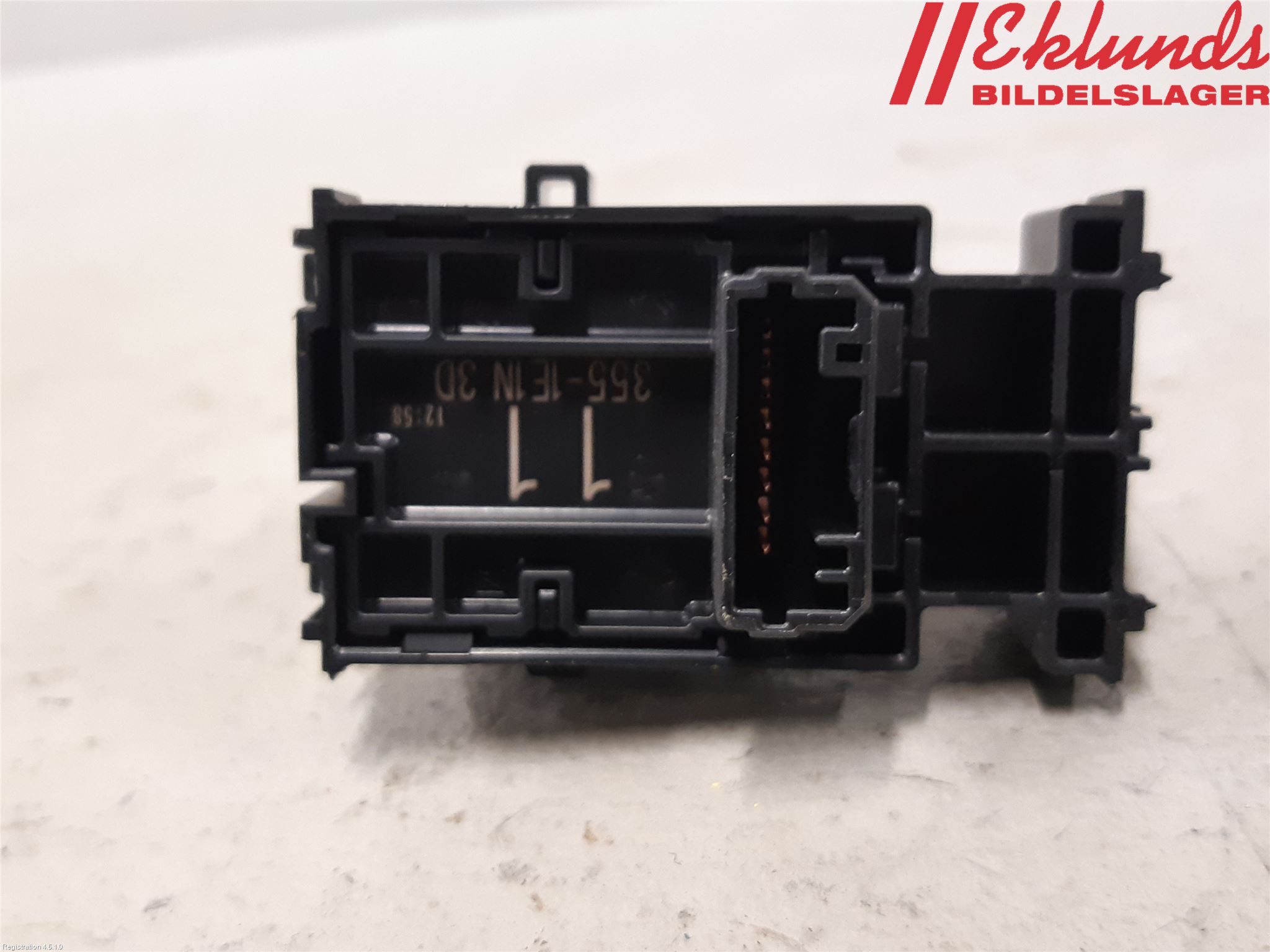 Toyota COROLLA 19- Strömställare Elhiss