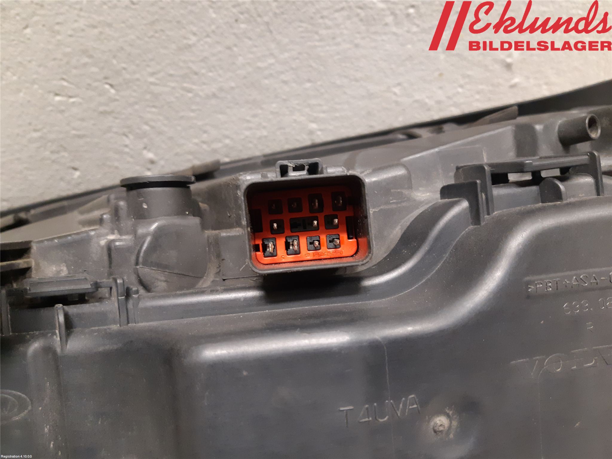 Volvo V70 08-13 Strålkastare Höger