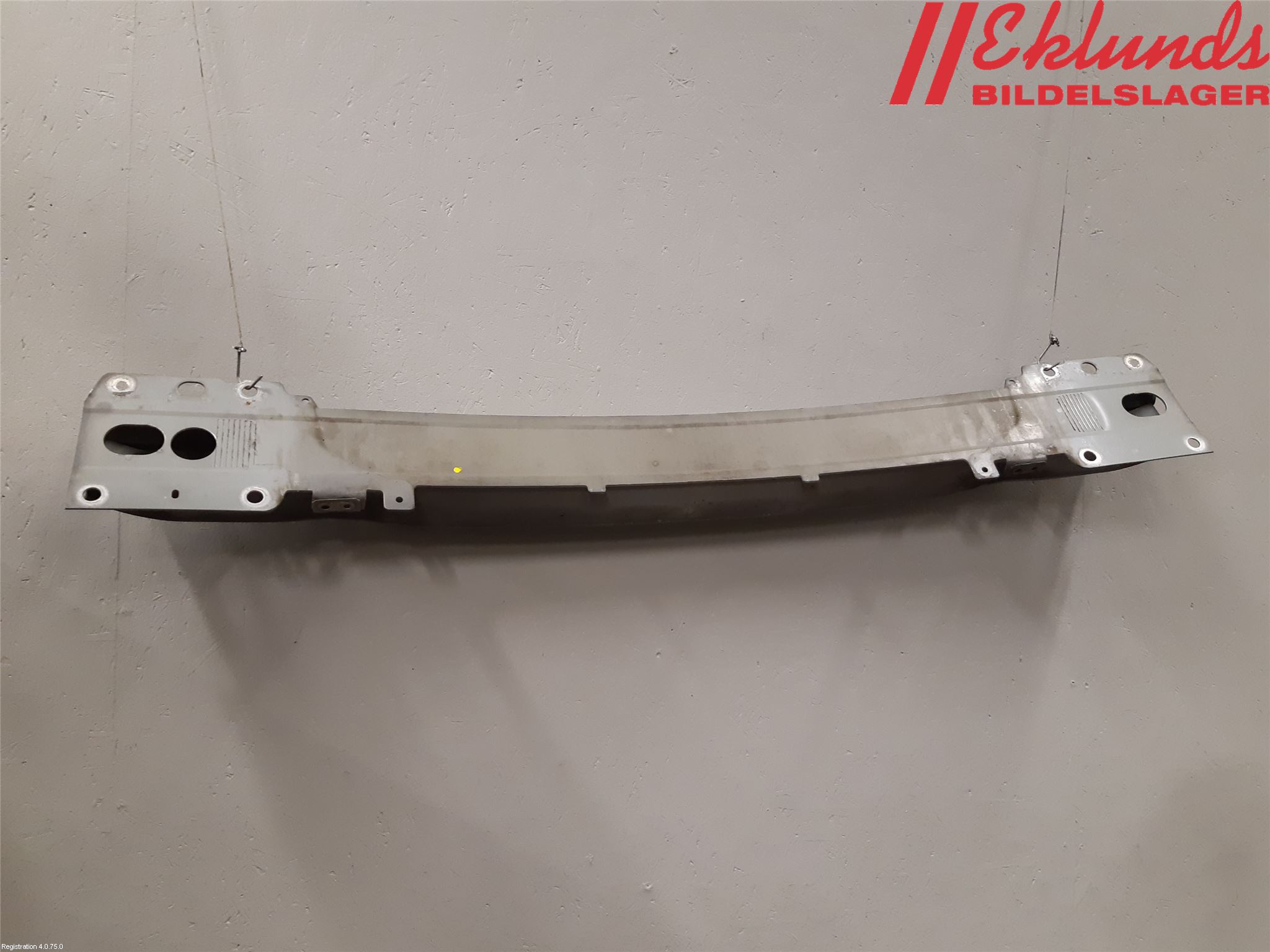 Volvo V70 08-13 Stötfångarbalk Fram