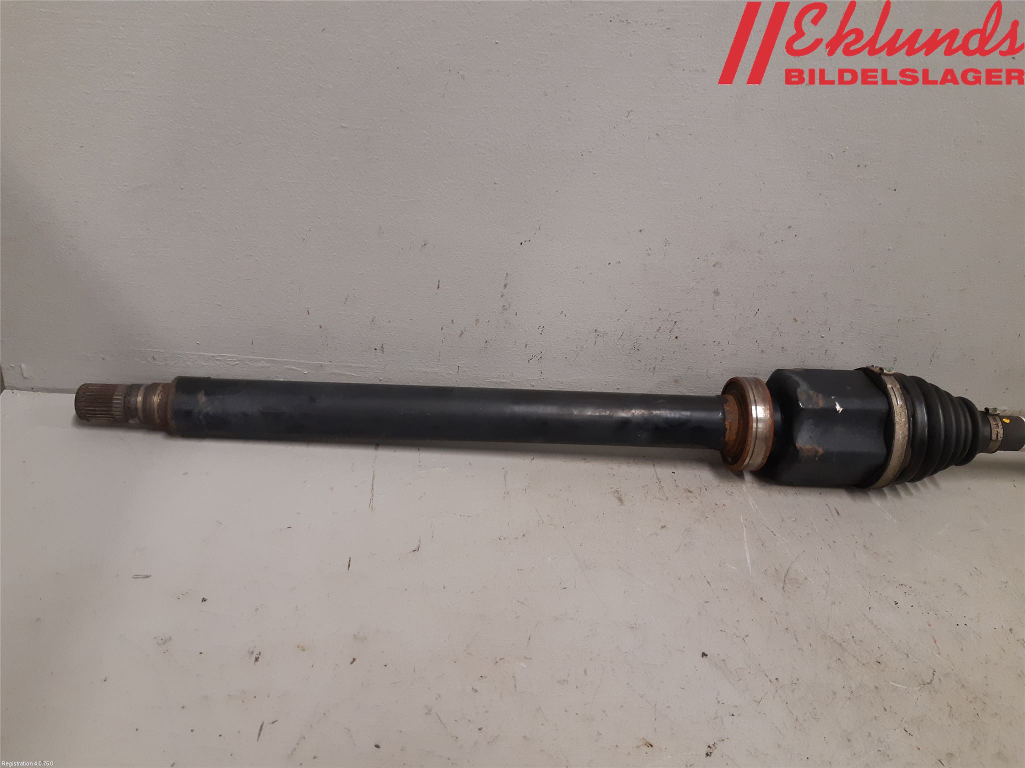 Volvo V70 08-13 Drivaxel Fram Höger