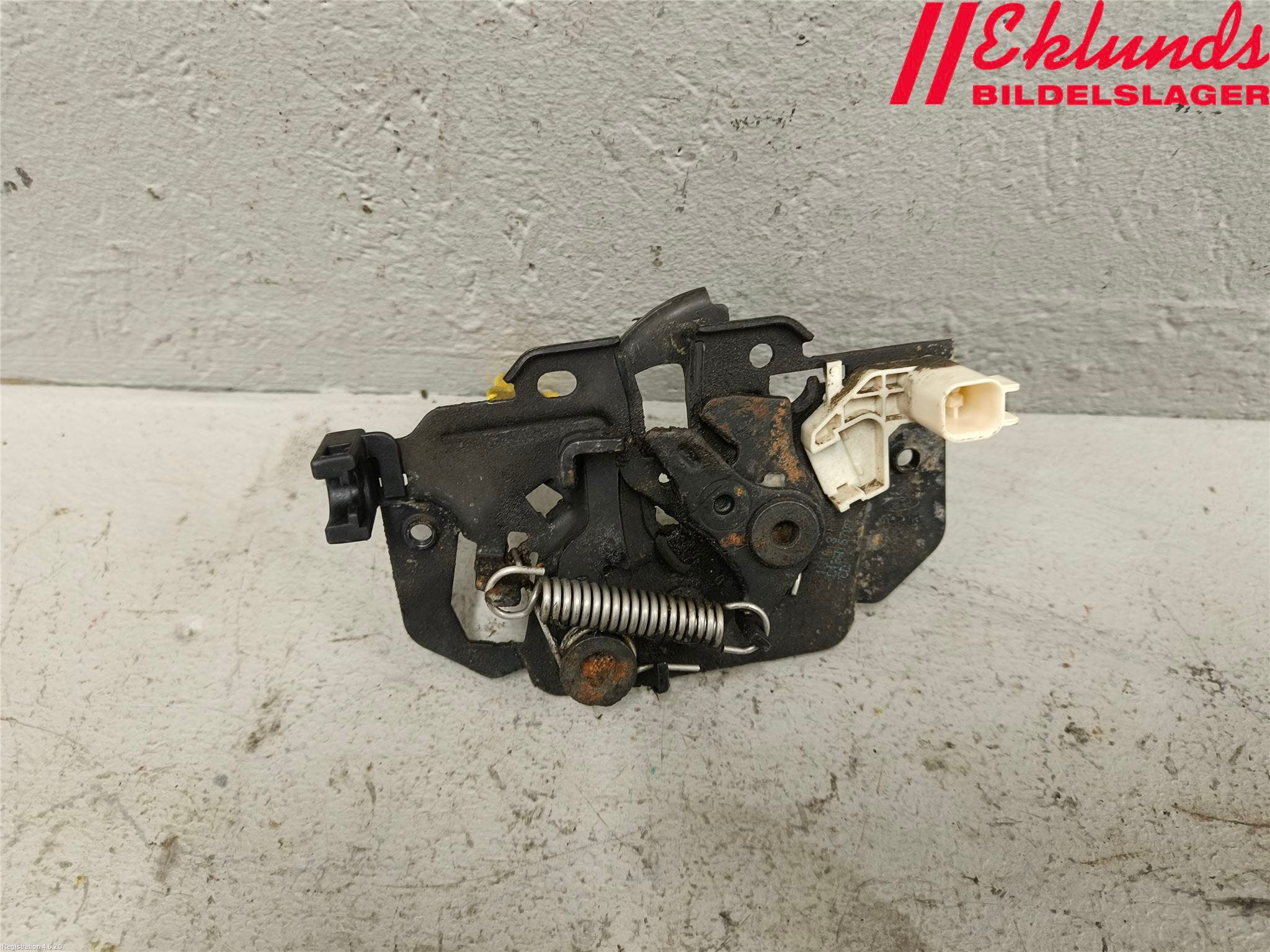 Ford FIESTA 13-17 Huvlås