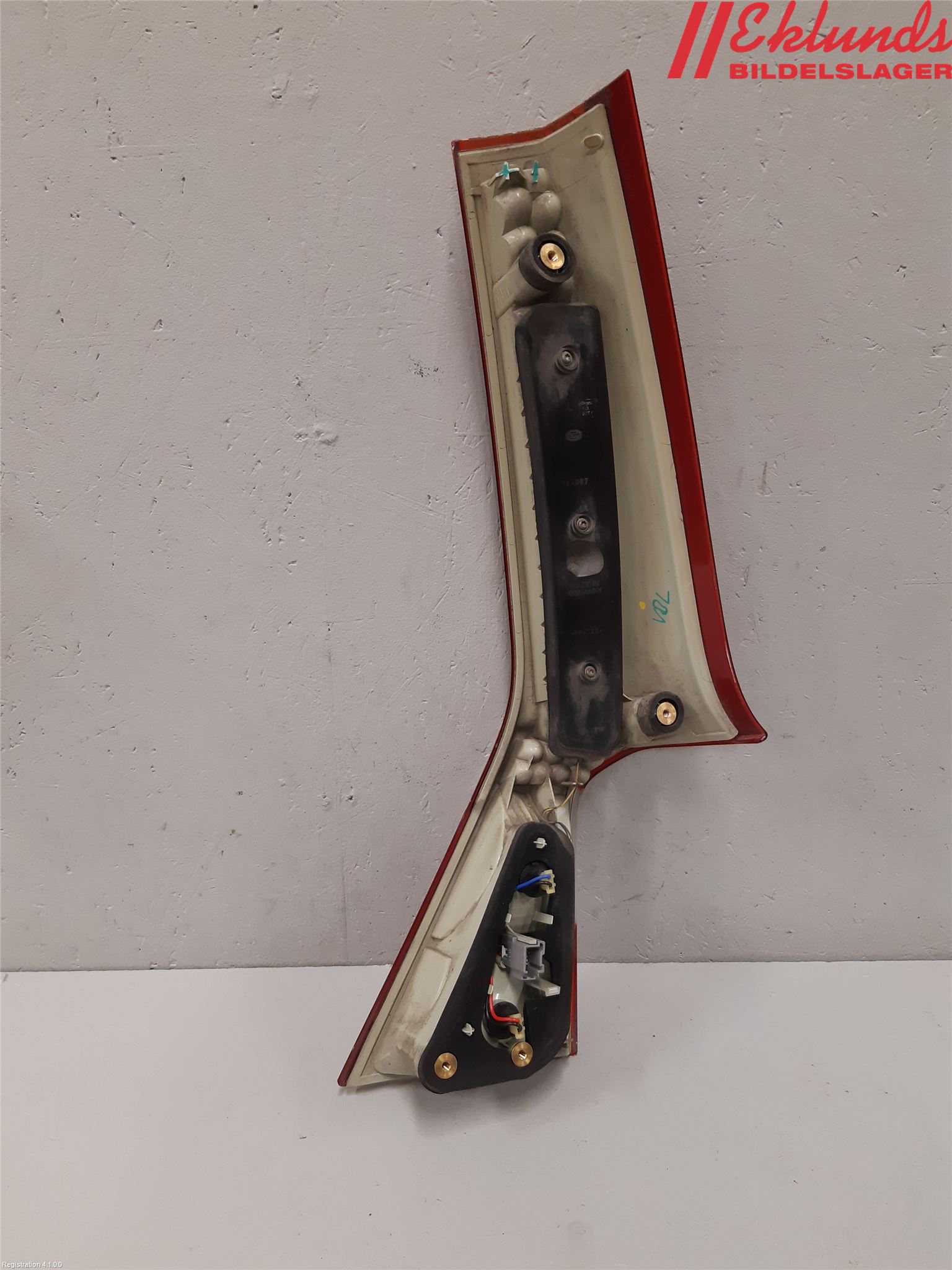 Volvo XC70 08-13 Bakljus Lucka Vä