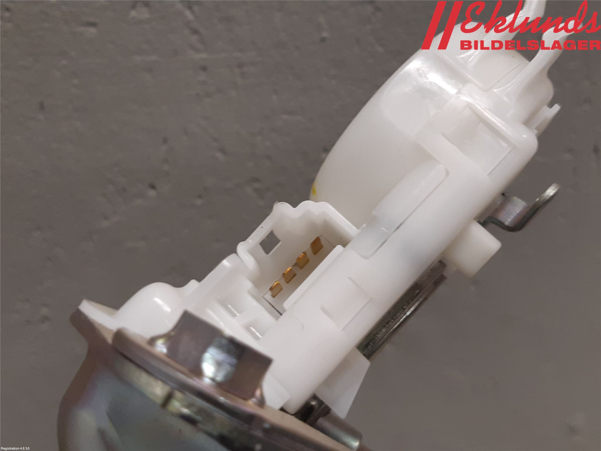 Subaru FORESTER SJ 13-18 Låskista Baklucka