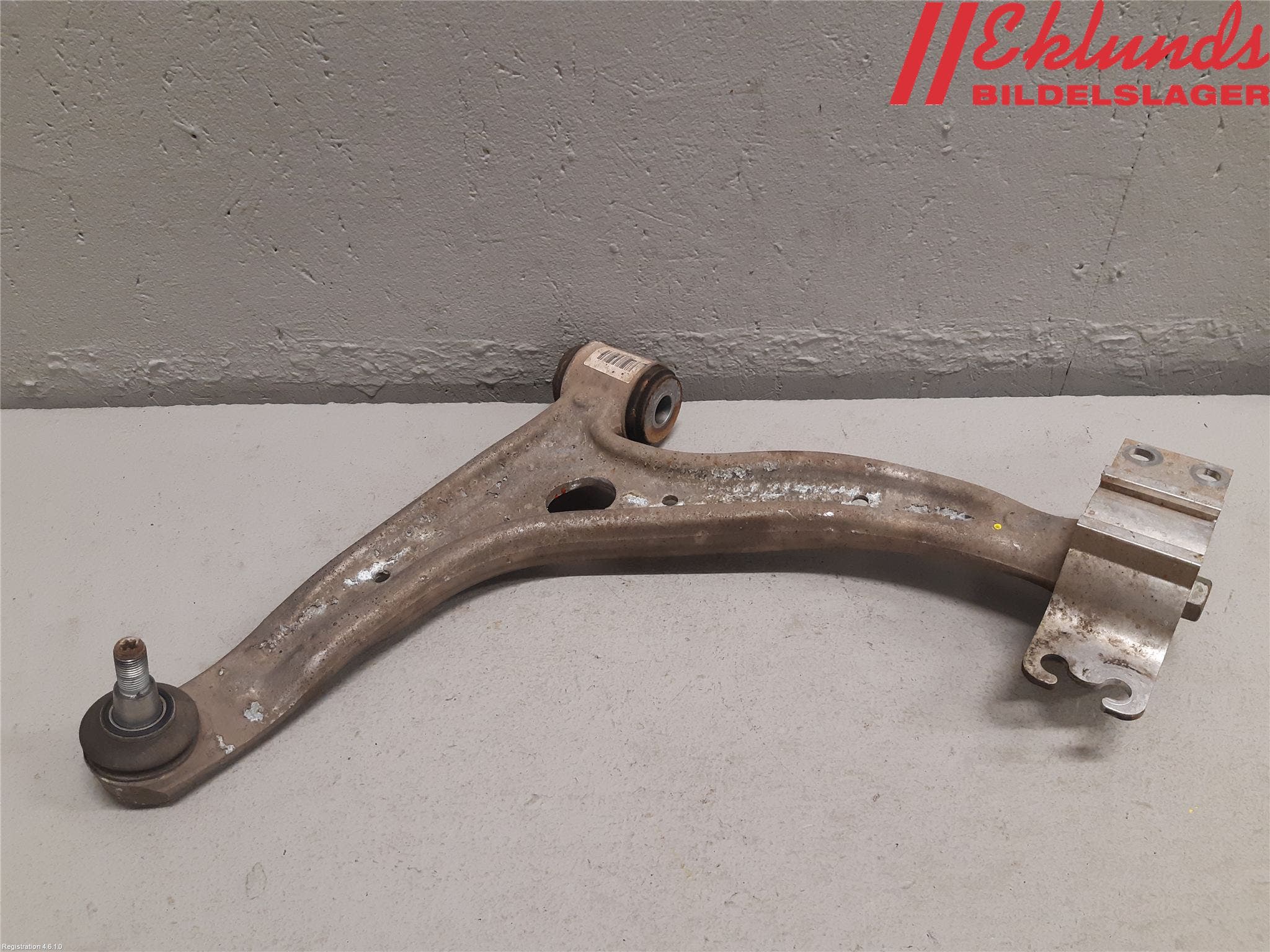 Mercedes-Benz MB A-KLASS (W176) 13-18 Bärarm Fram Undre Vä