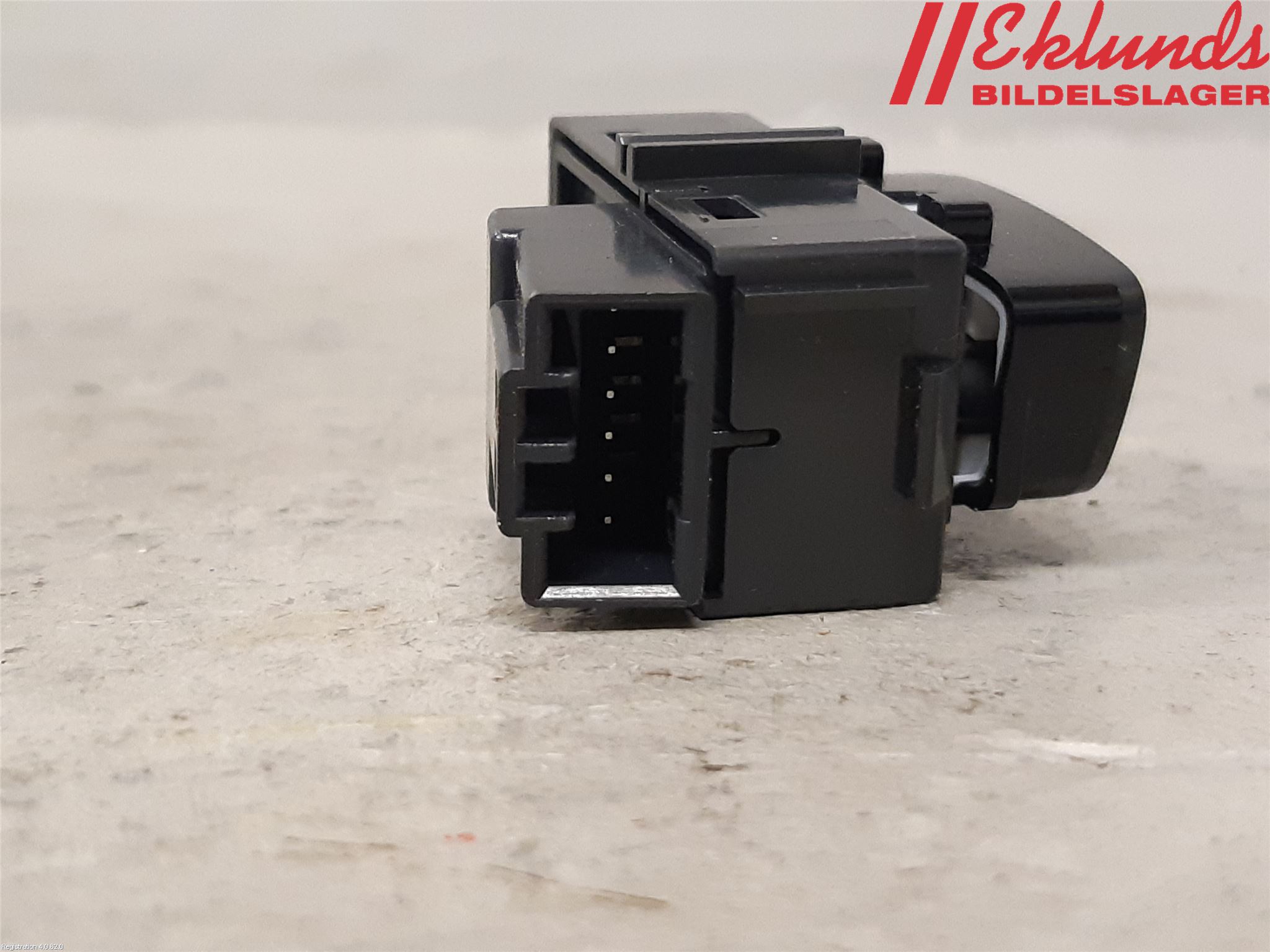 Volvo V90 17->> Strömställare Centrallås