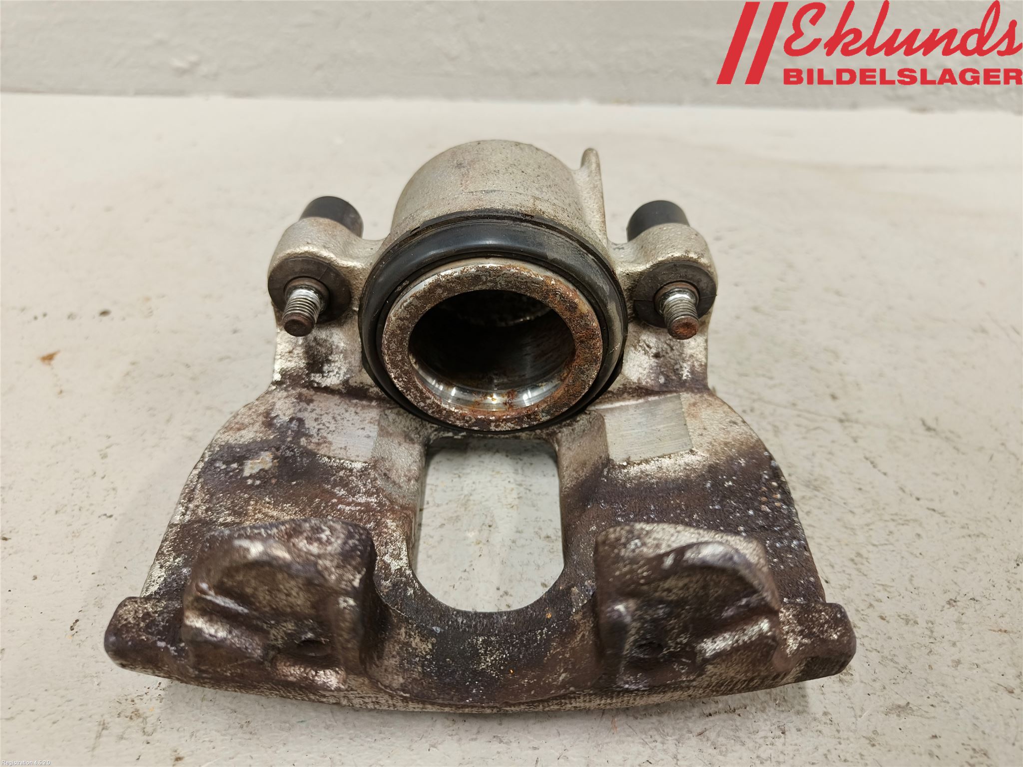 Volvo V70 00-04 Bromsok Fram Vänster