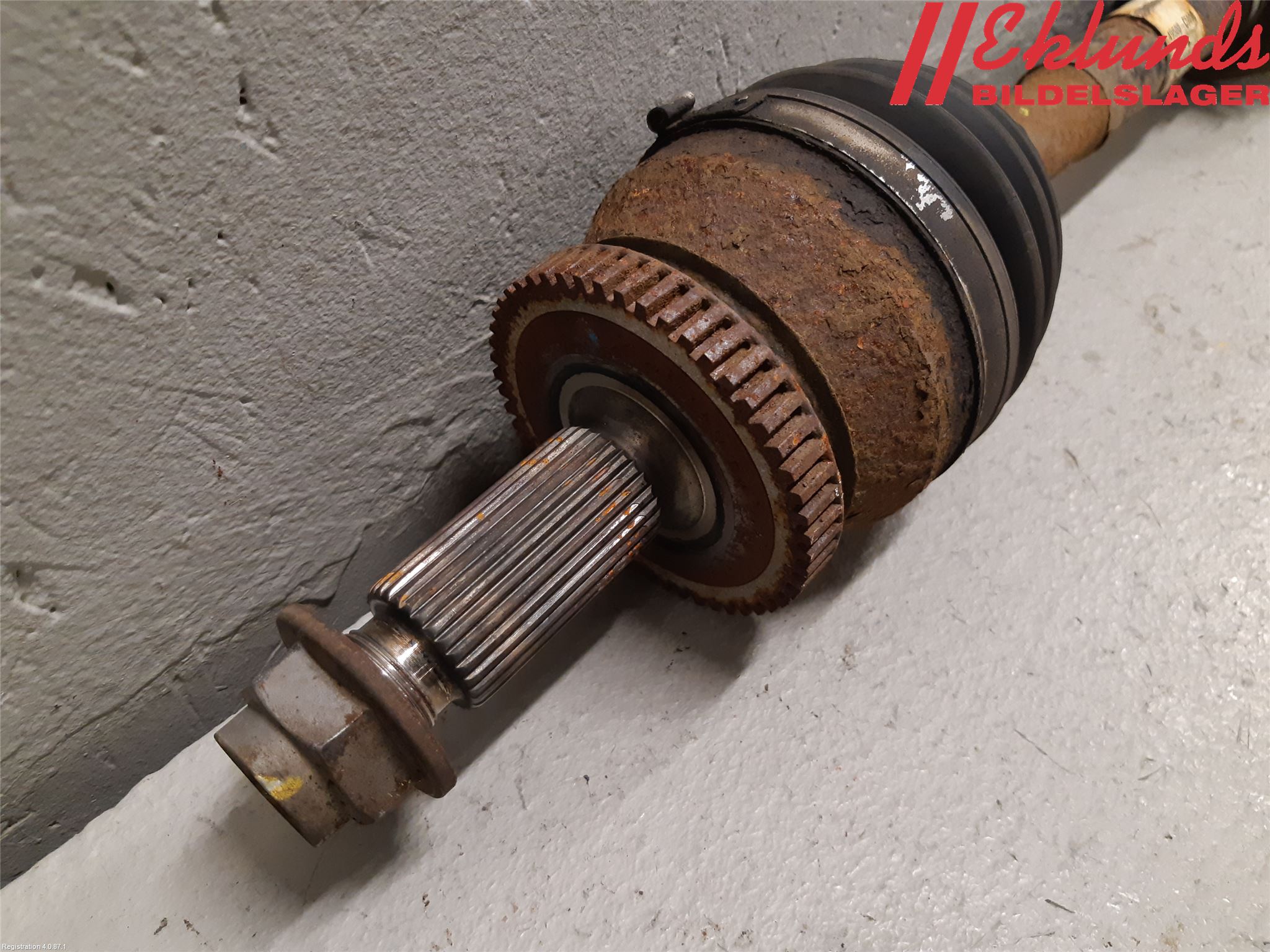 Kia SORENTO 15-20 Drivaxel Fram Vänster