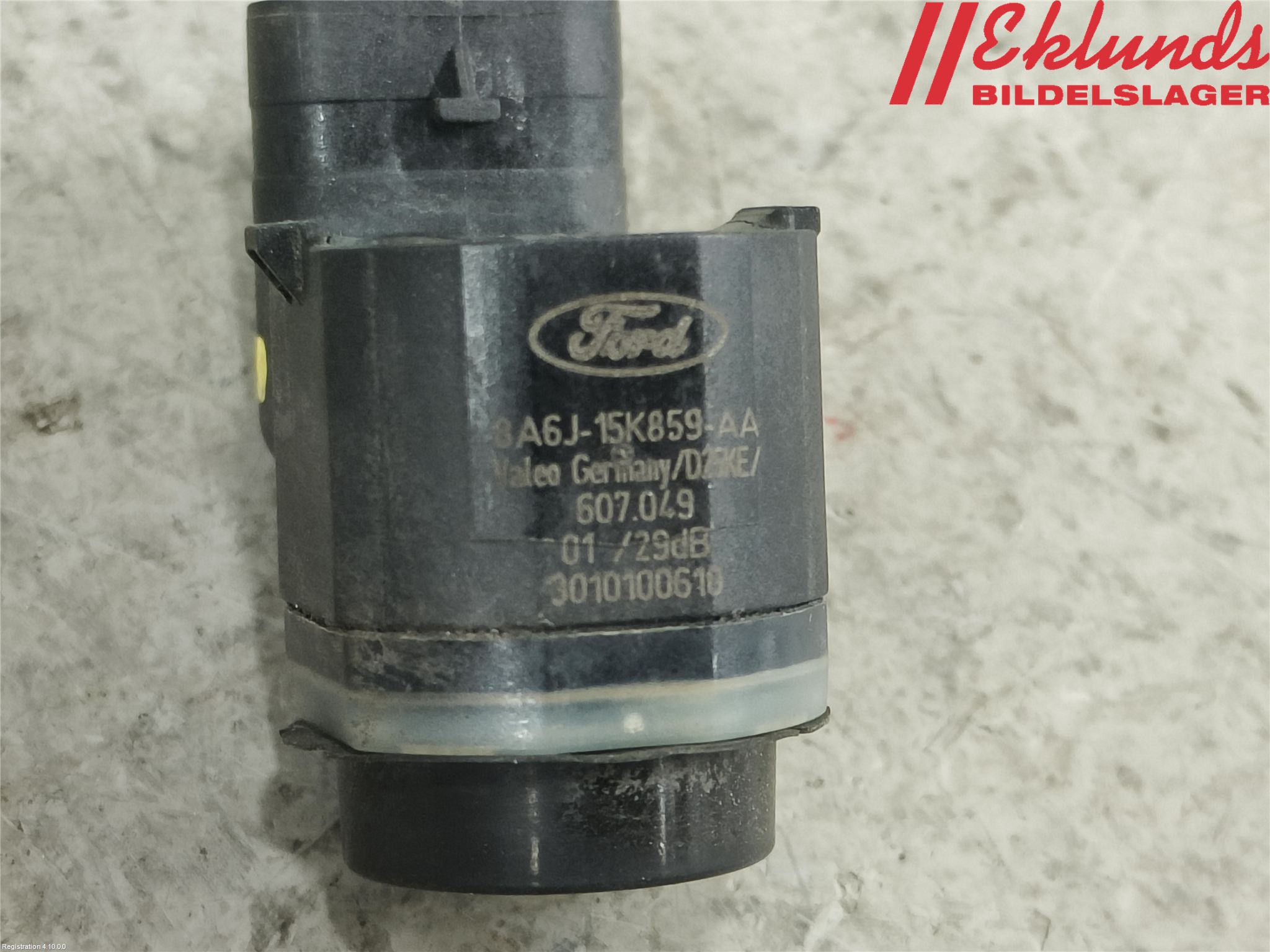 Ford KUGA 08-12 Parkeringshjälp Frontsensor