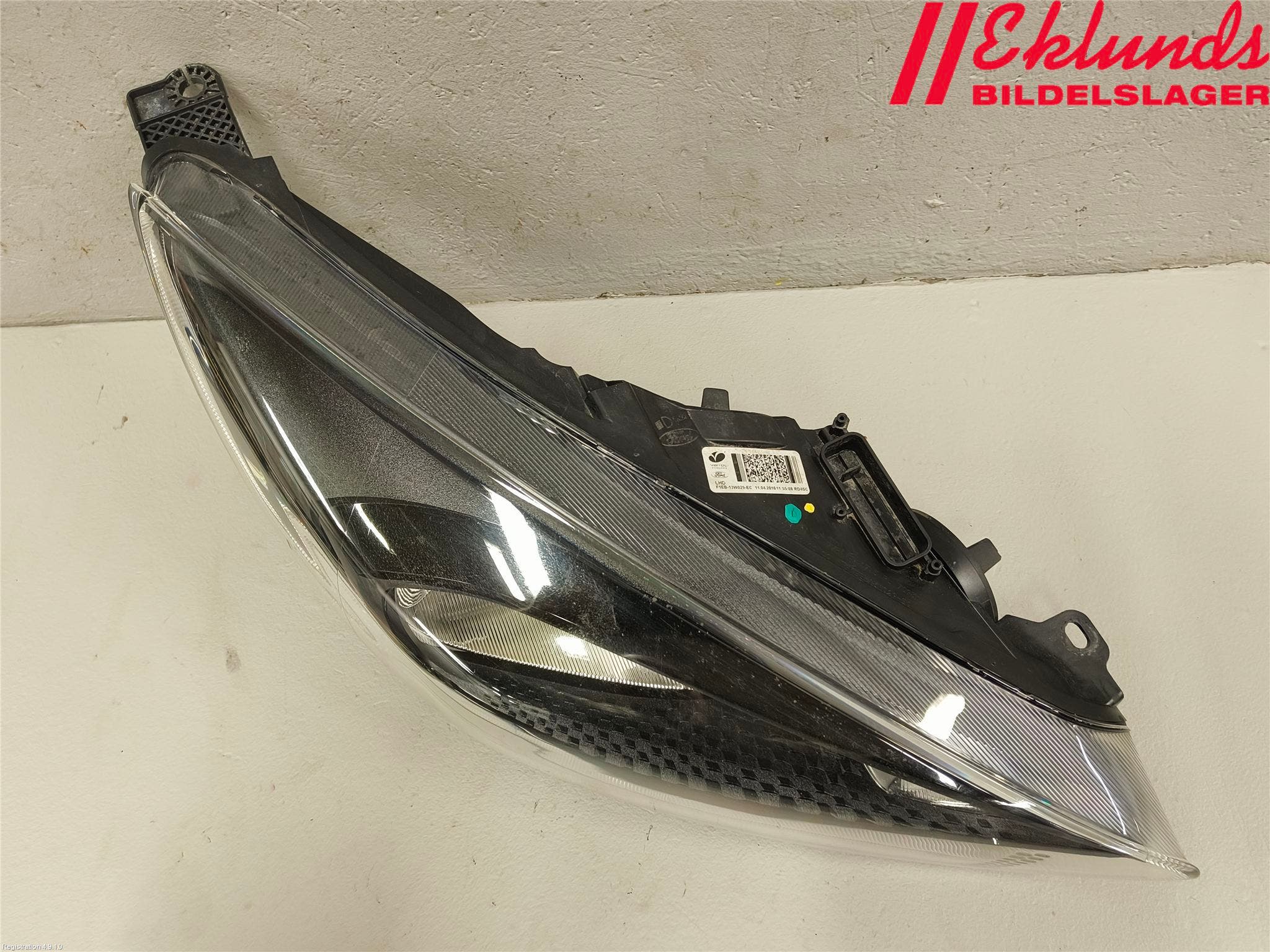 Ford FOCUS 15-18 Strålkastare Höger