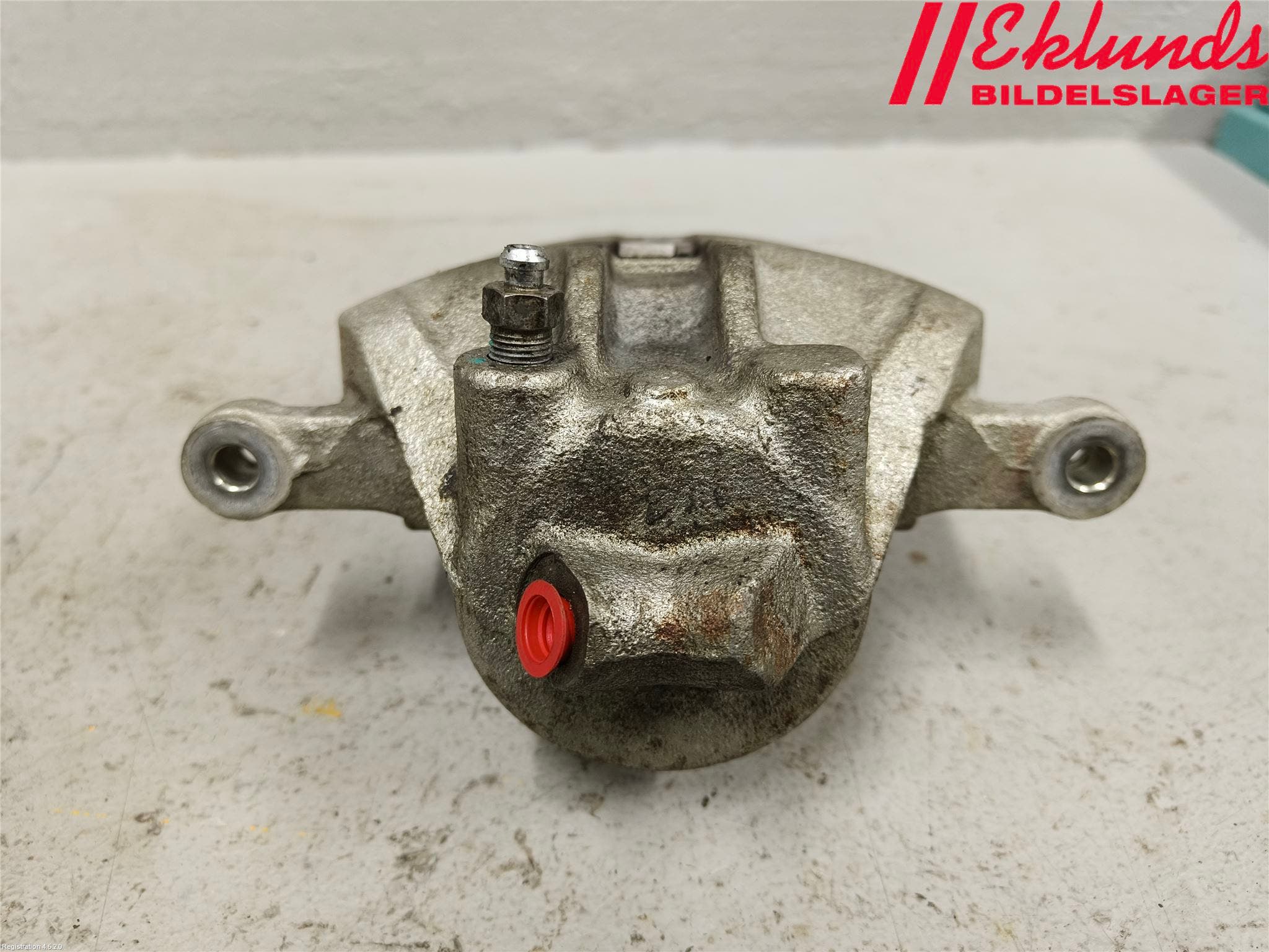 Volvo 940 91-98 Bromsok Fram Höger