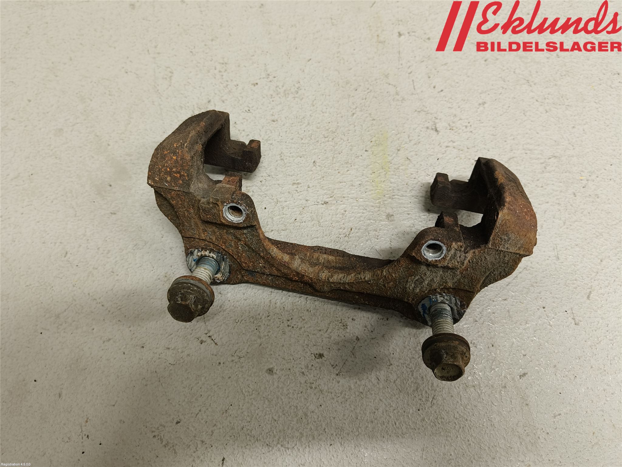 Ford FOCUS 19- Bromsokshållare