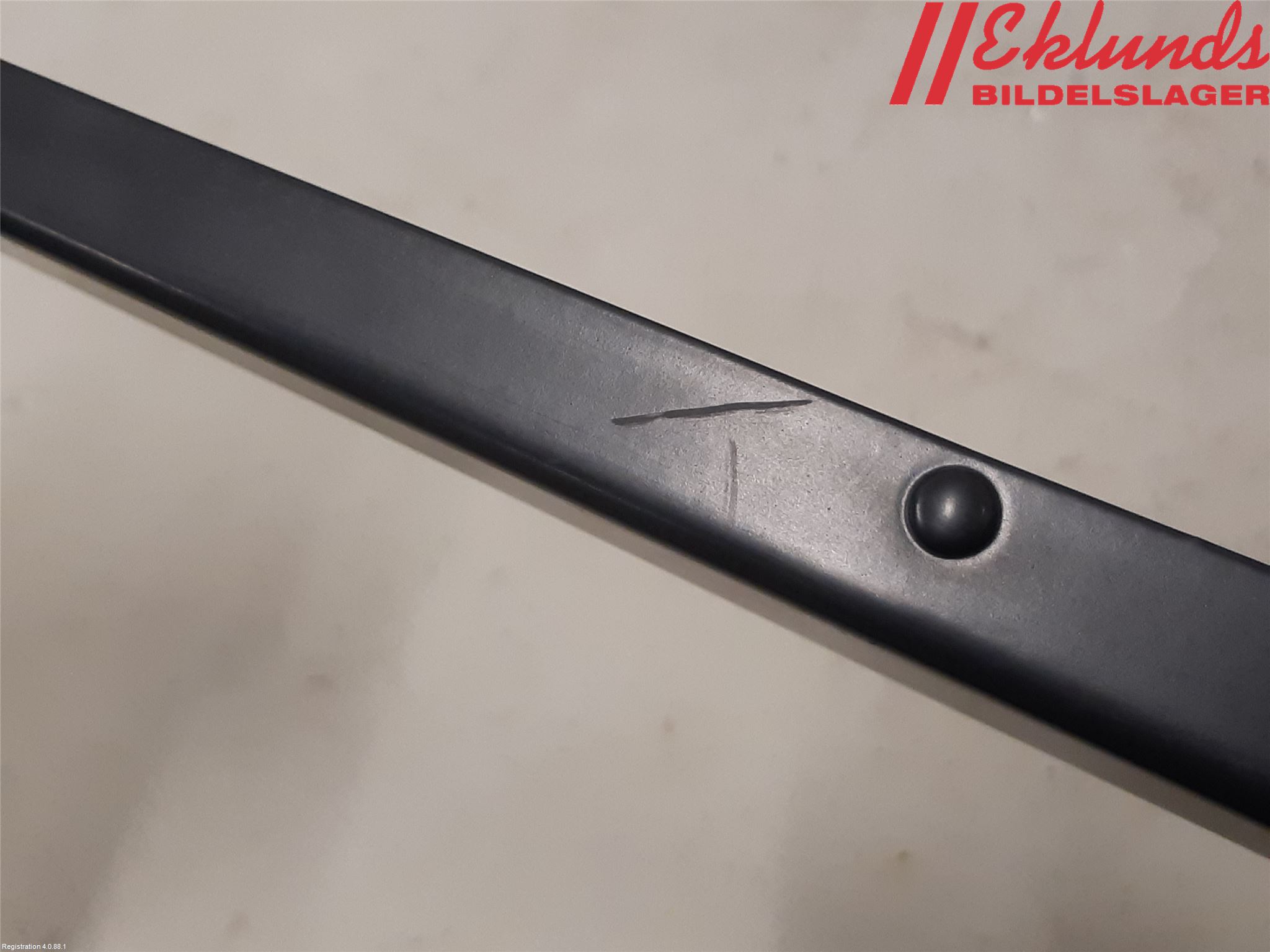 Mitsubishi OUTLANDER 13-21 Torkararm Armar Vindruta