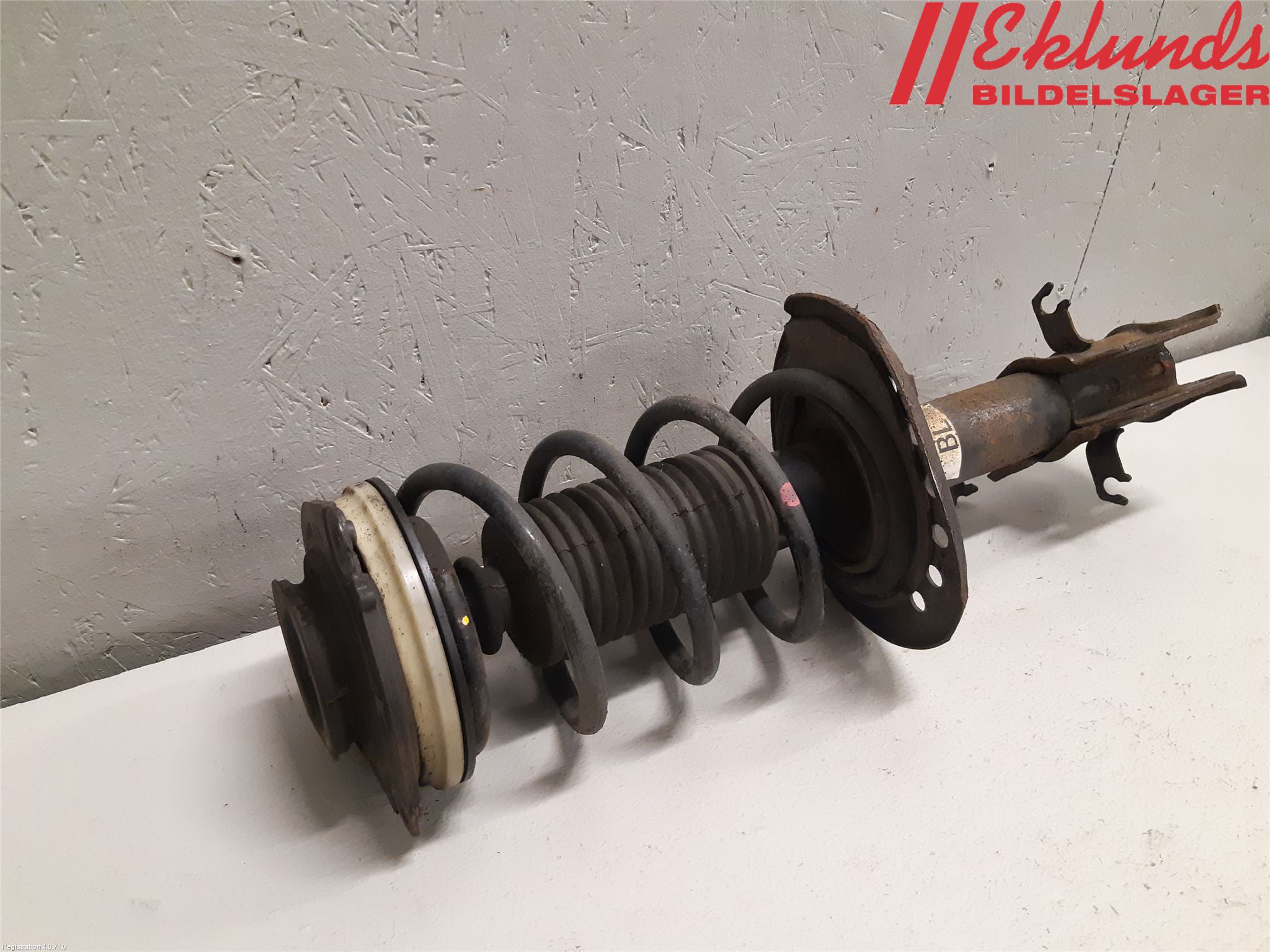 Nissan PULSAR Fjäderben Fram Vänster