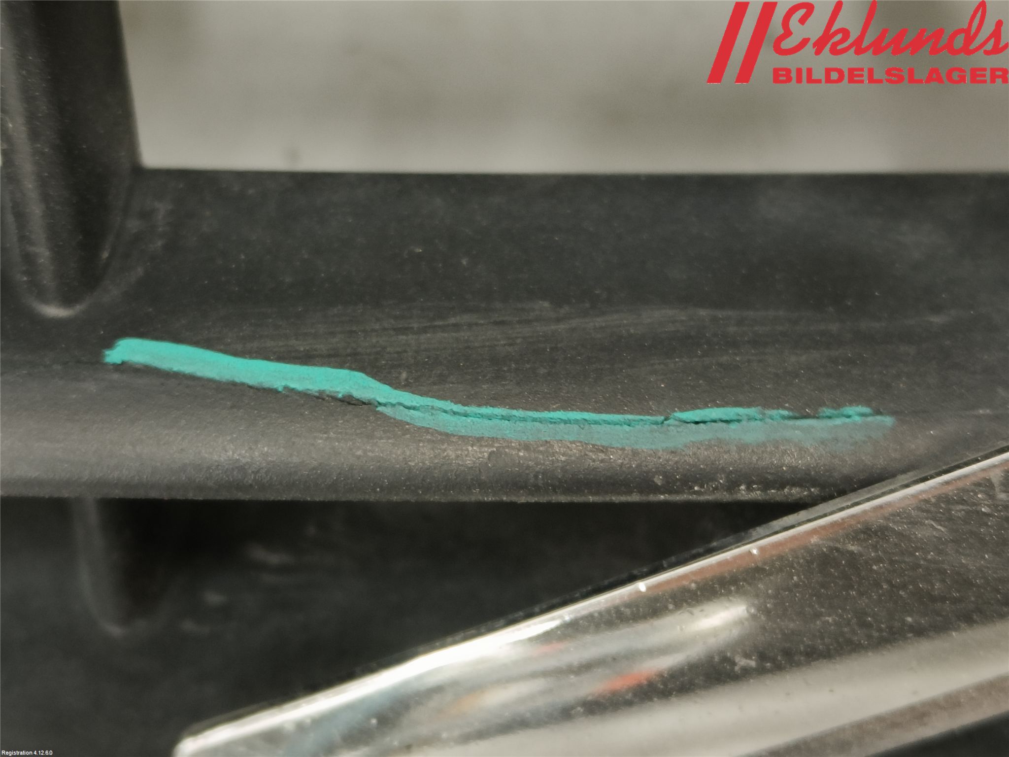 Volvo S60 05-10 Grill Komp