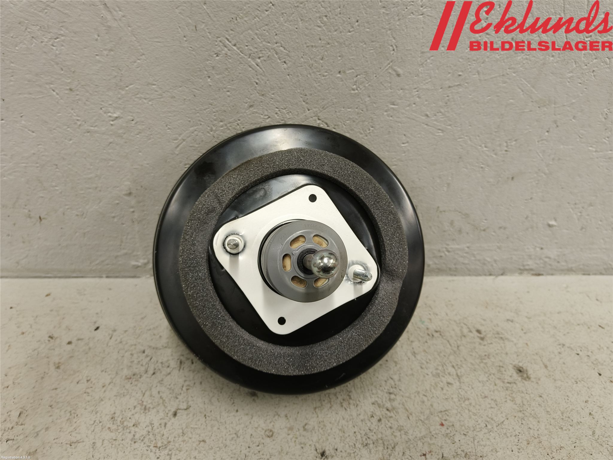 Volvo XC40/RECHARGE 18- Bromsservo