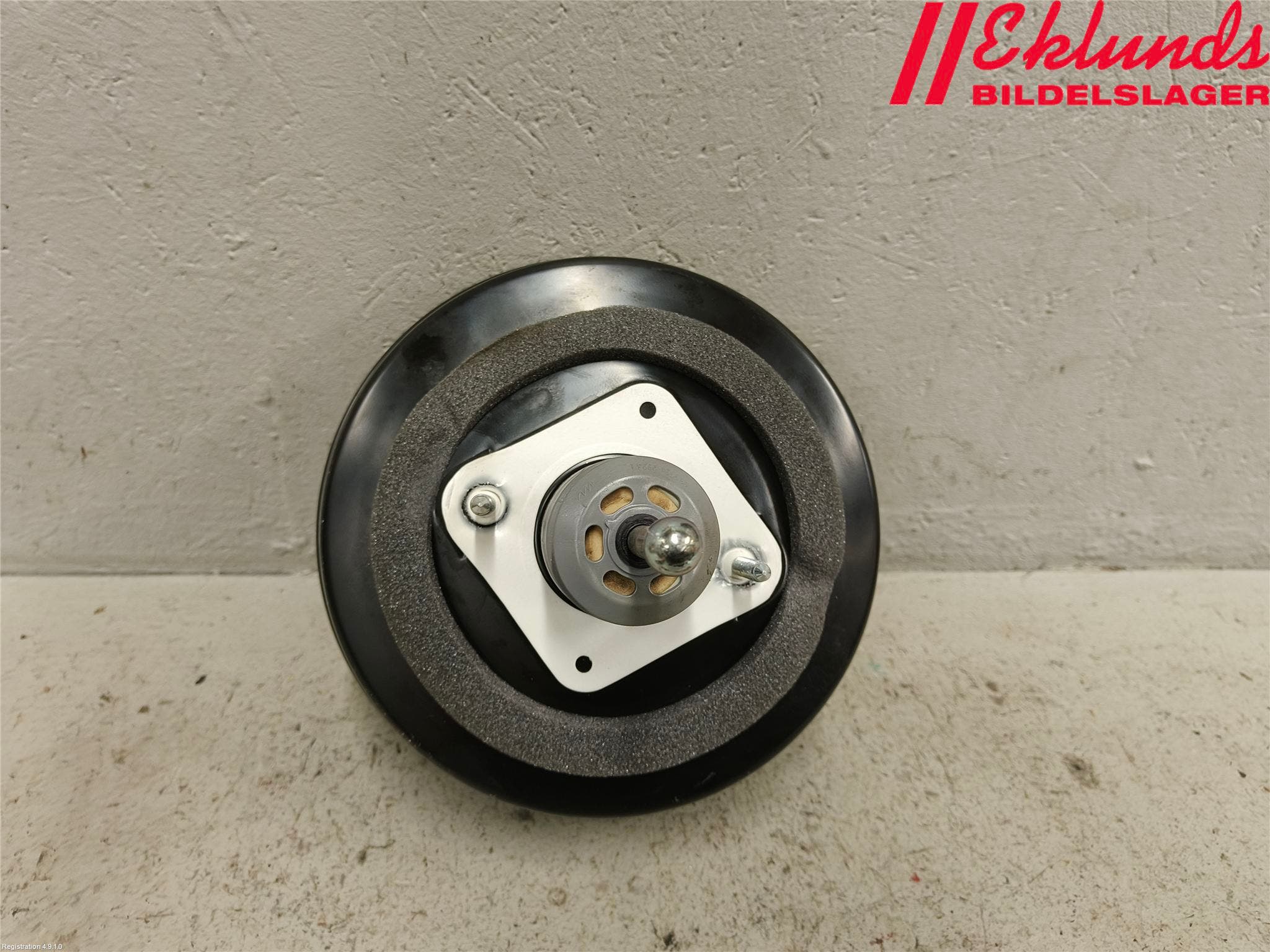 Volvo XC40/RECHARGE 18- Bromsservo