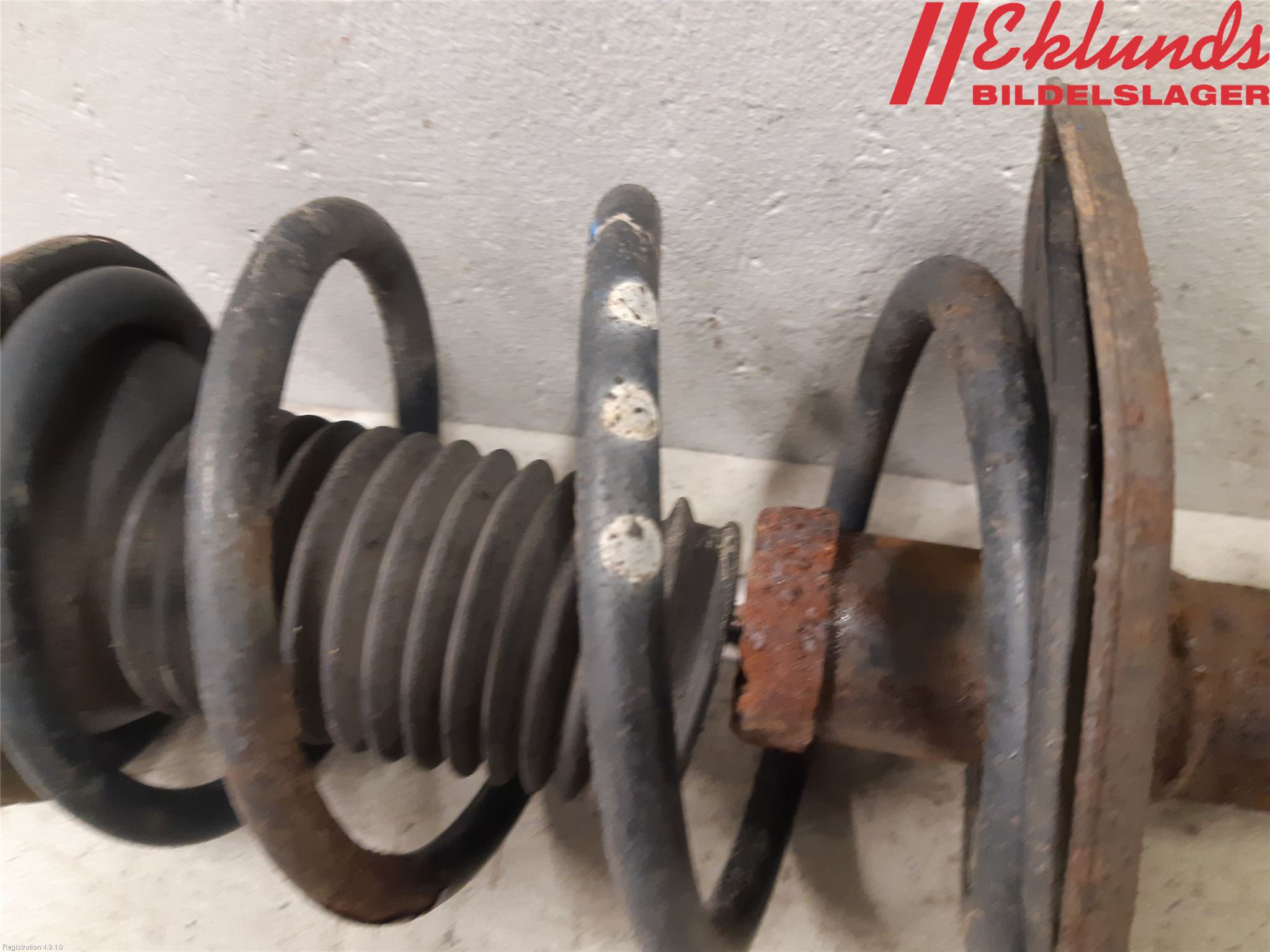 Toyota VERSO 09-18 Stötdämpare Fram