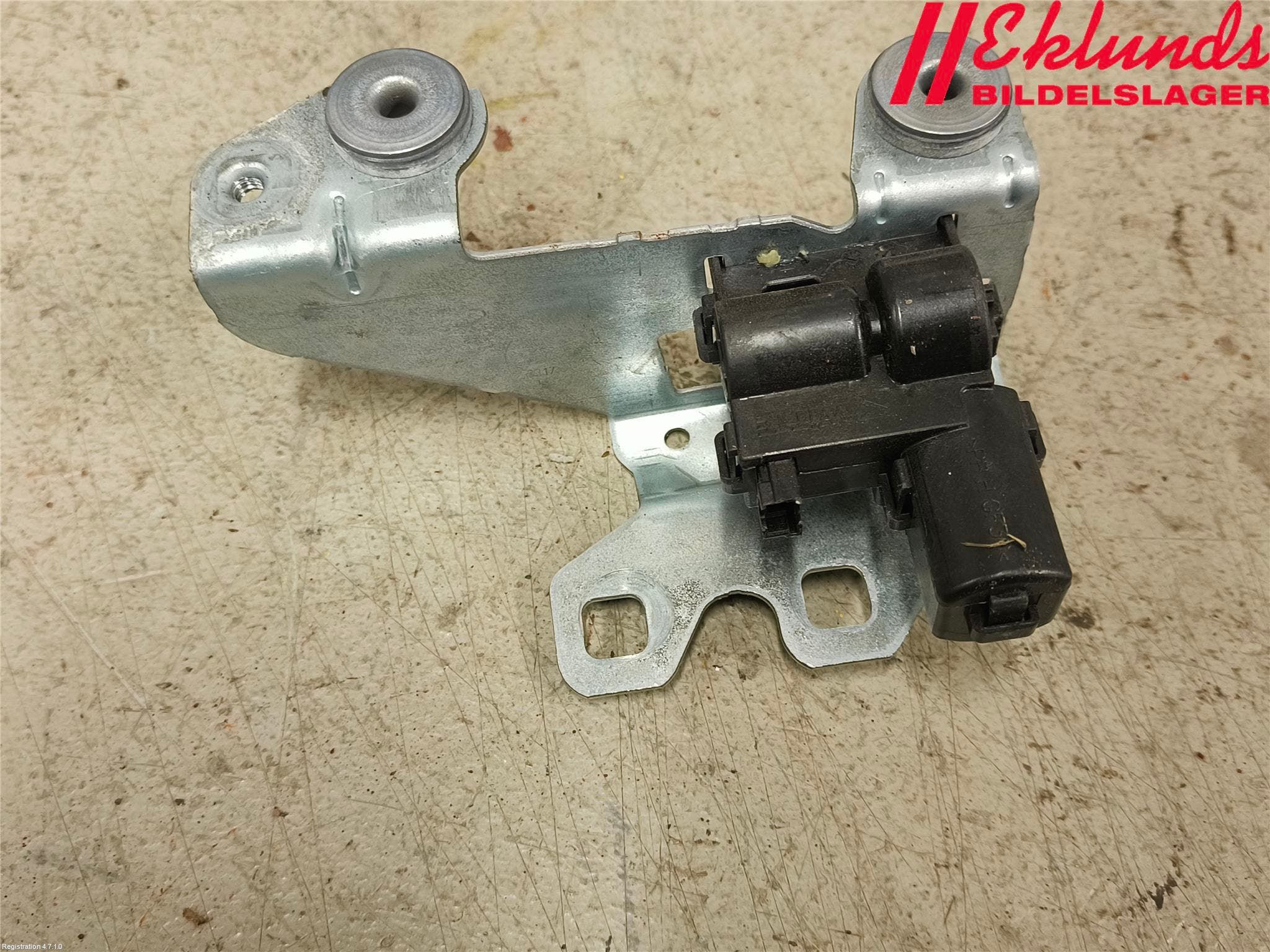 BMW 5 G30/G31/F90 17-23 Låskista Baklucka