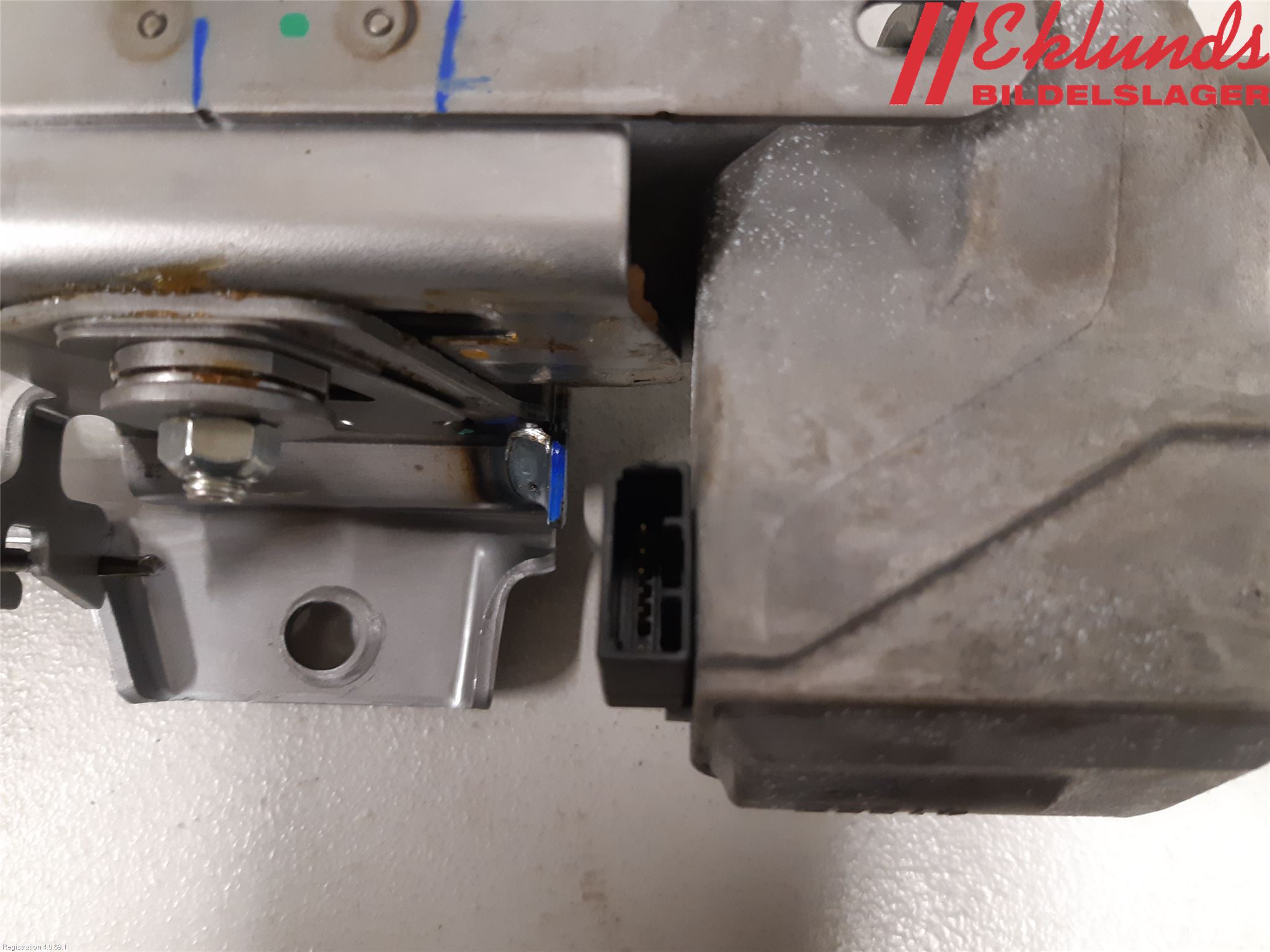 Toyota HILUX 16- Rattaxelagg Justerbart