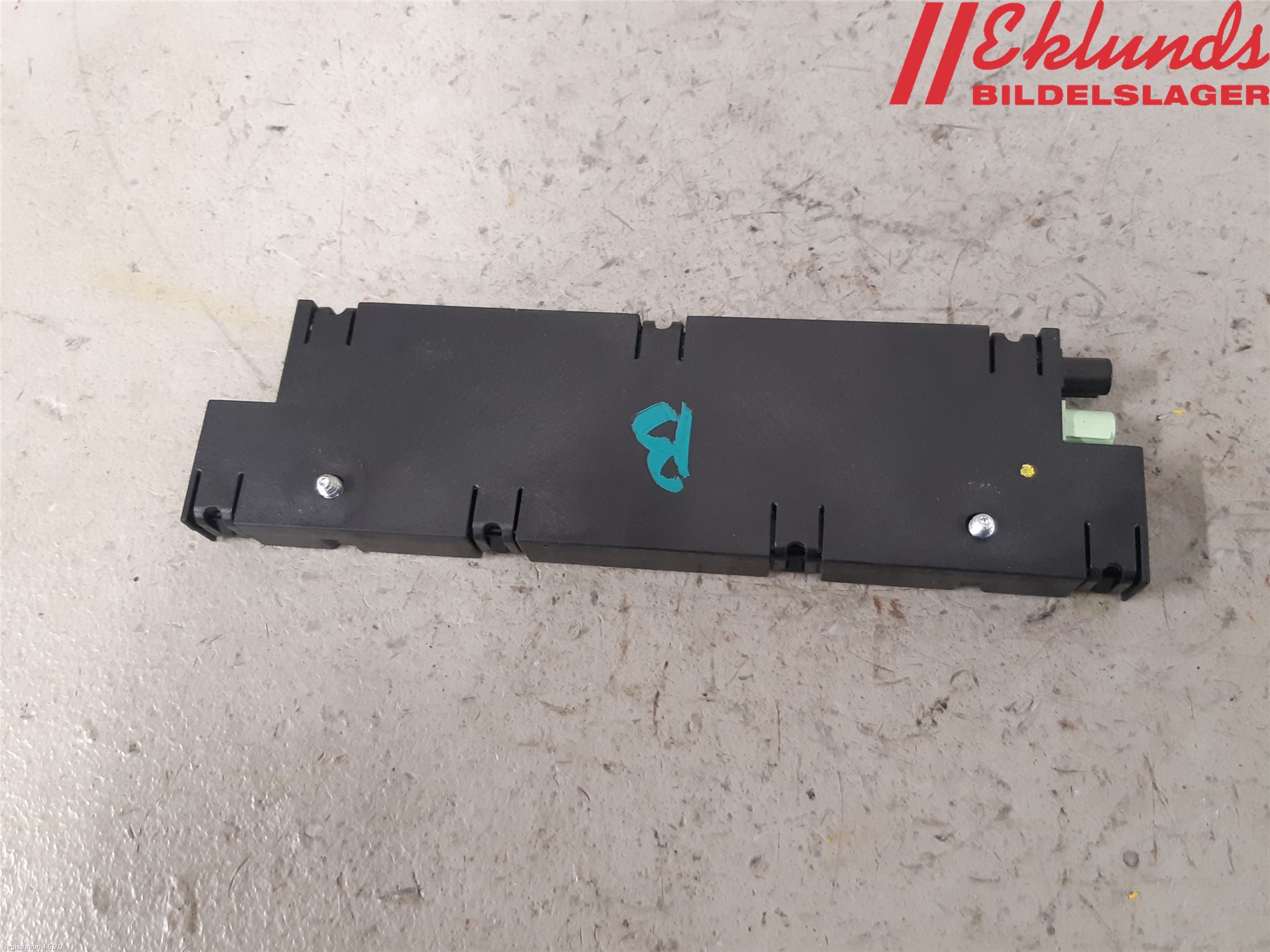 BMW 5 F10/F11/F18 09-17 Antennförstärkare