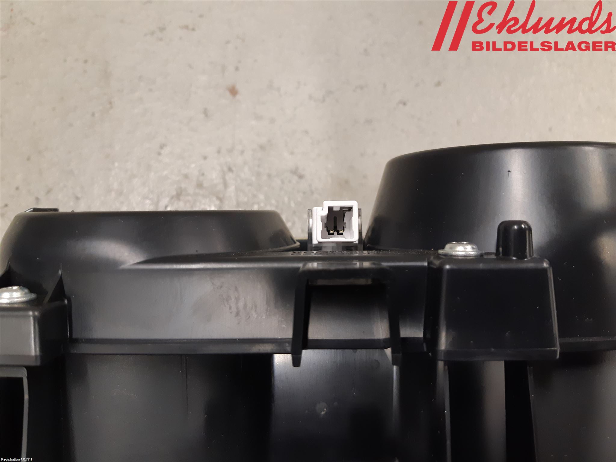 Toyota COROLLA 19- Mugghållare