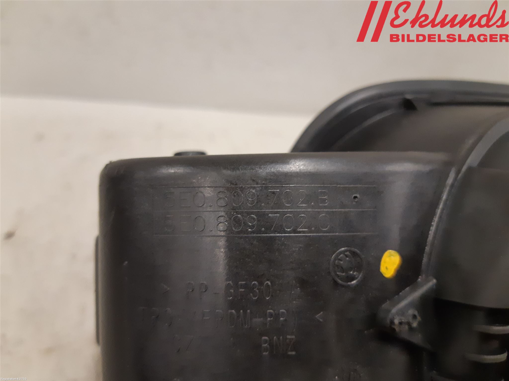 Skoda OCTAVIA (5E) 13-20 Tanklucka