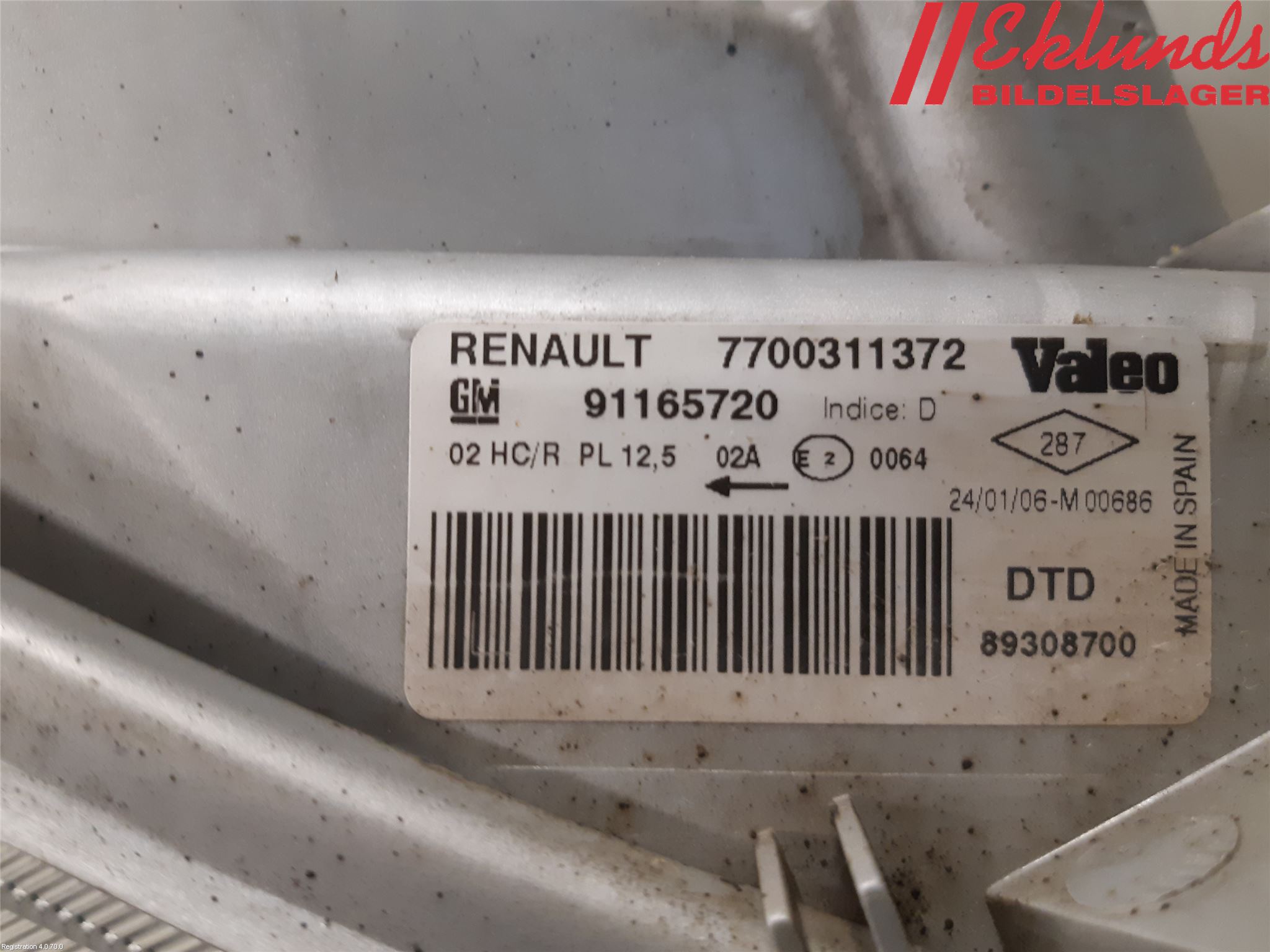 Opel VIVARO 01-14 Strålkastare Höger