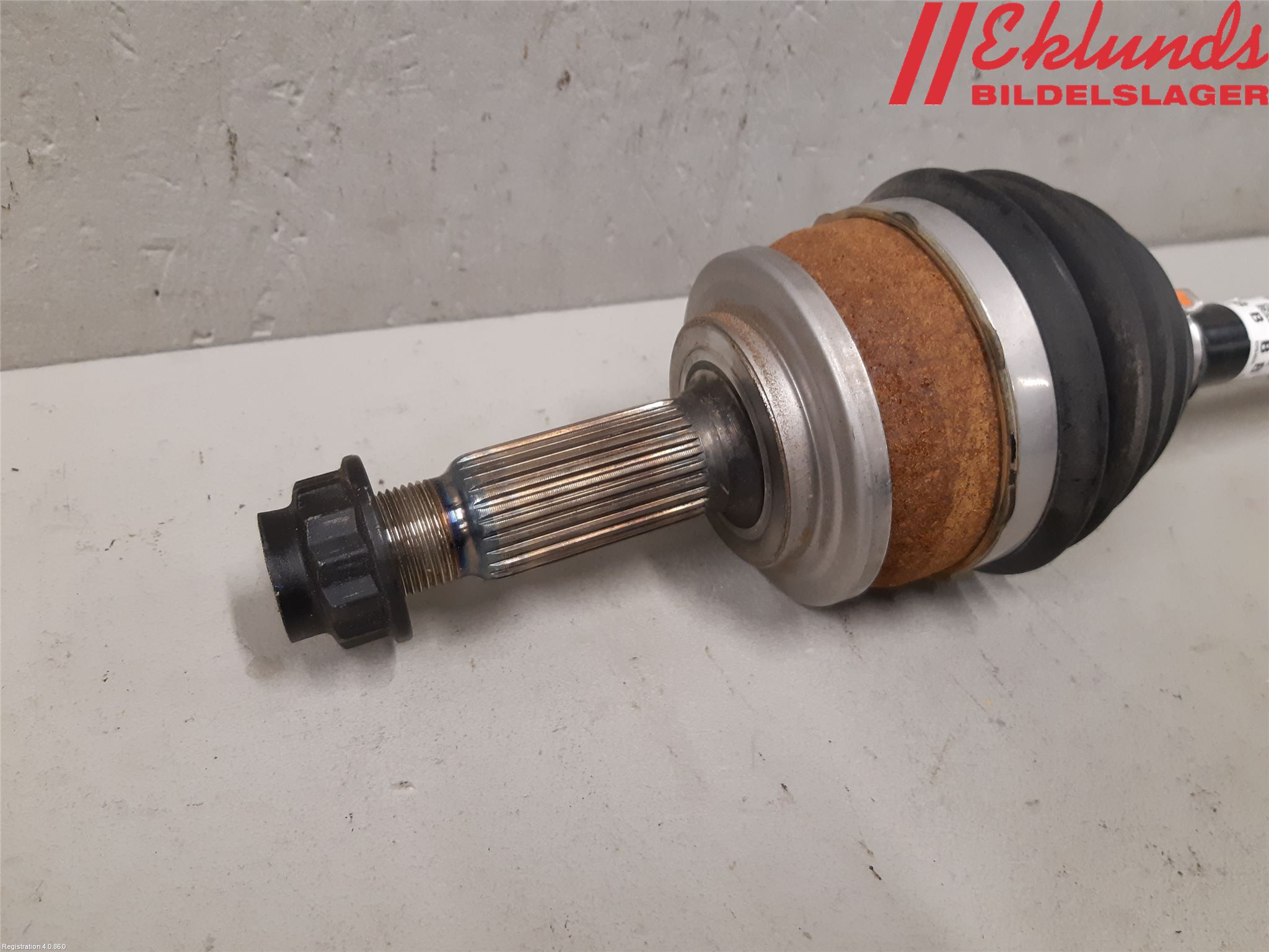 Toyota YARIS CROSS XP21 21- Drivaxel Fram Vänster