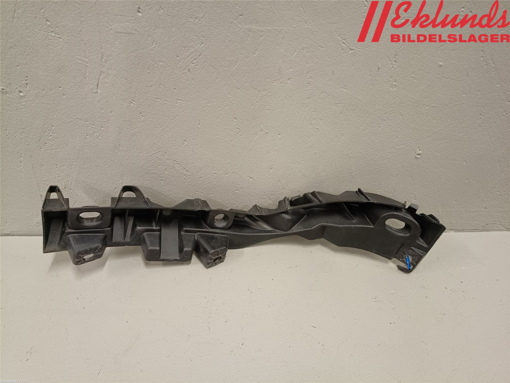 Renault LAGUNA III 08-10 Strålkast Fästsarg