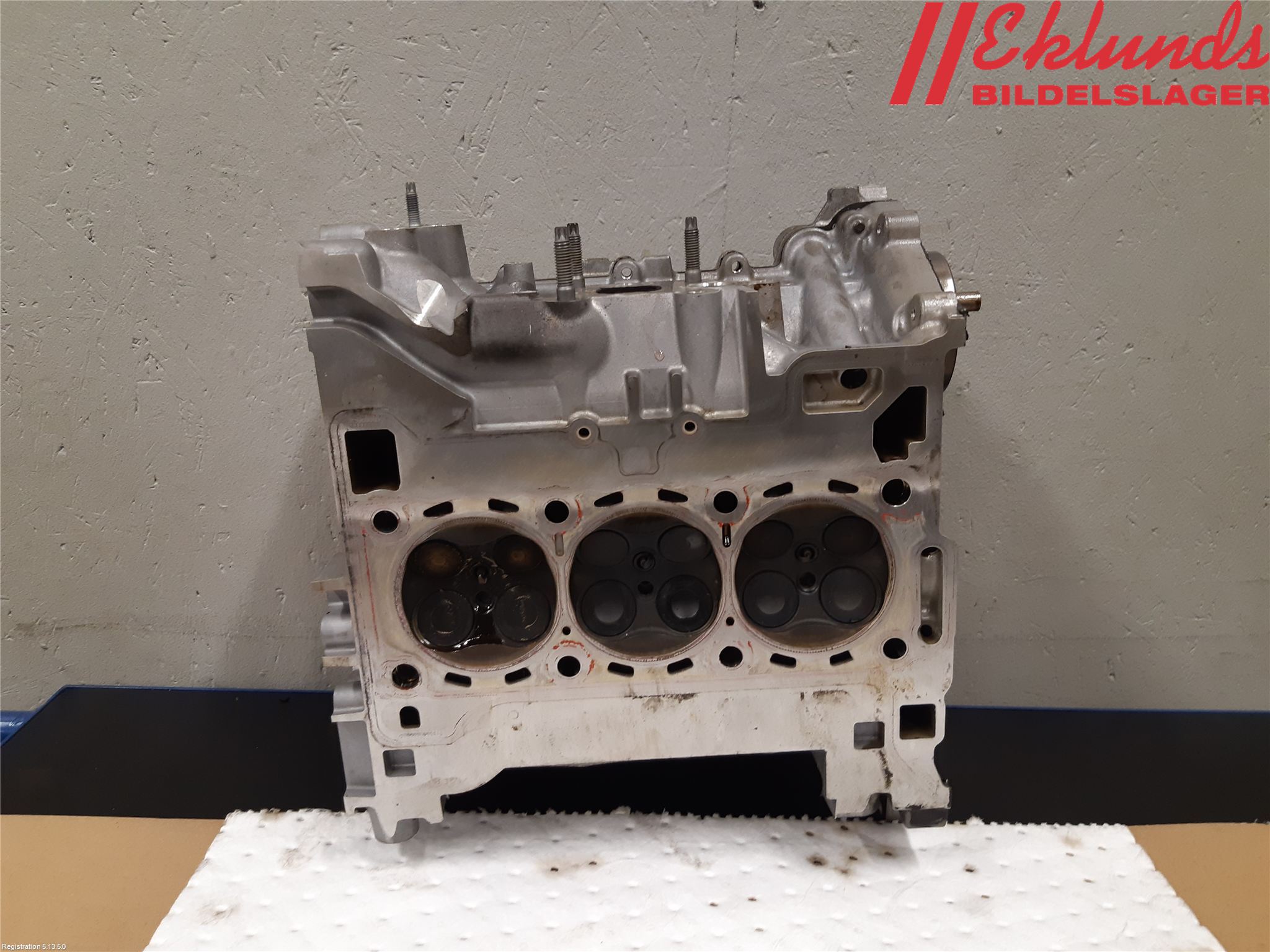 Ford FOCUS 19- Topplock Bensin
