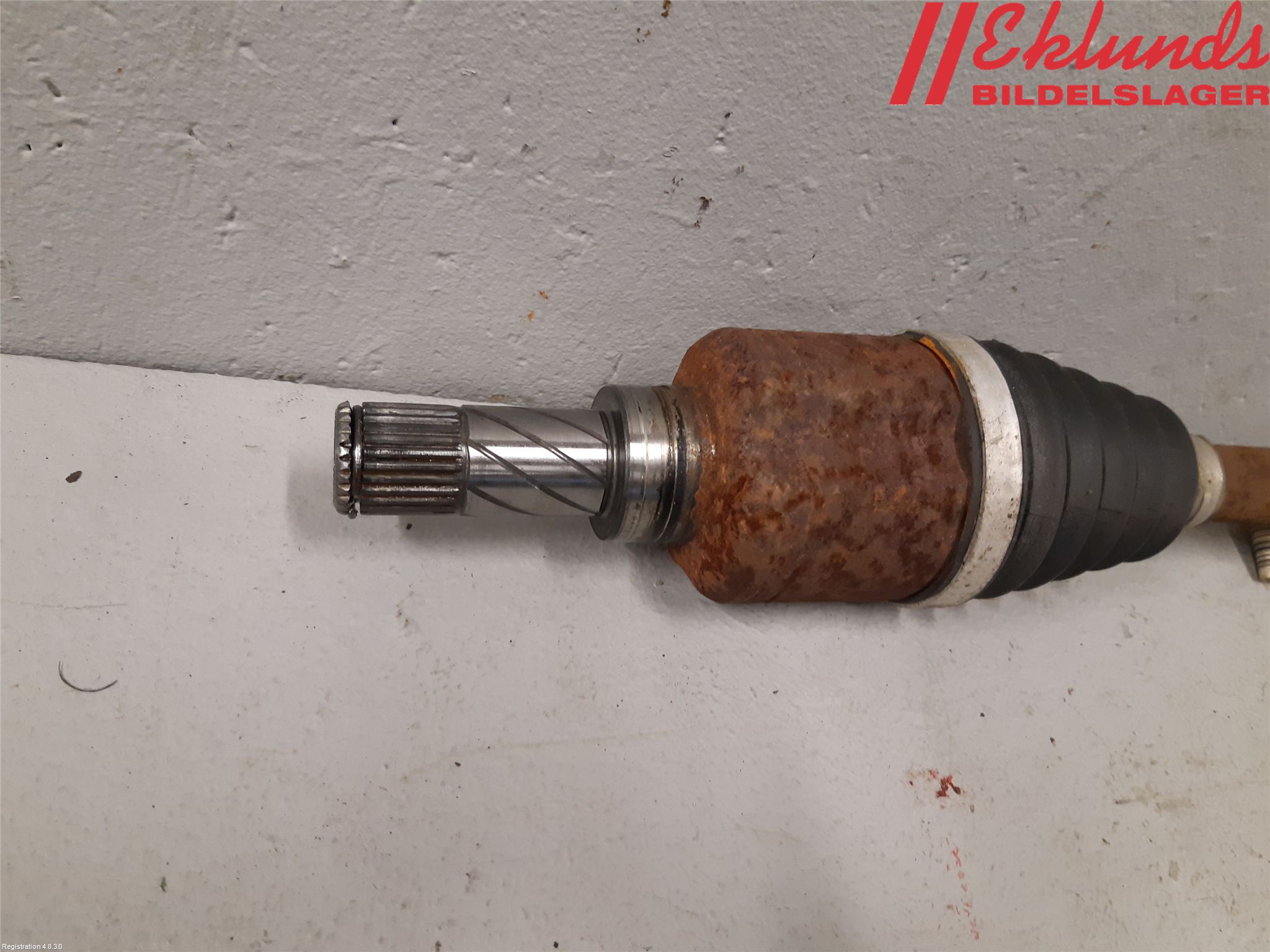 Renault CLIO IV 12-16 Drivaxel Fram Vänster